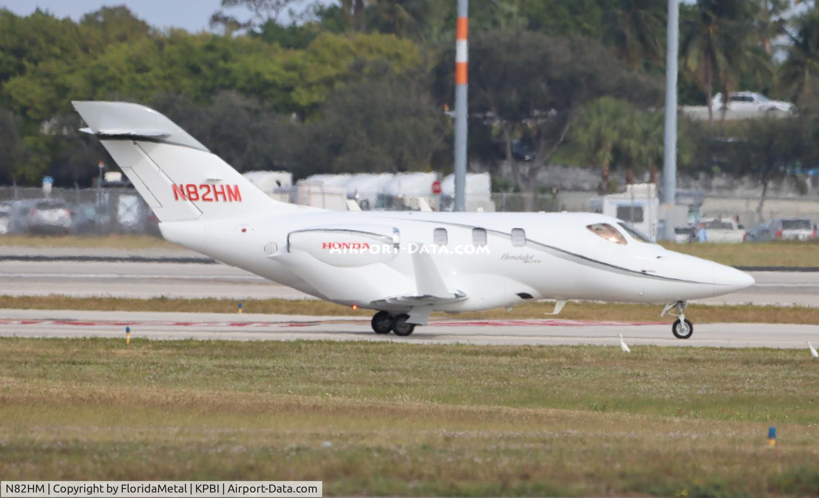 N82HM, 2019 Honda HA-420 HondaJet C/N 42000154, Hondajet HA-420 zx 7fl6-pbi
