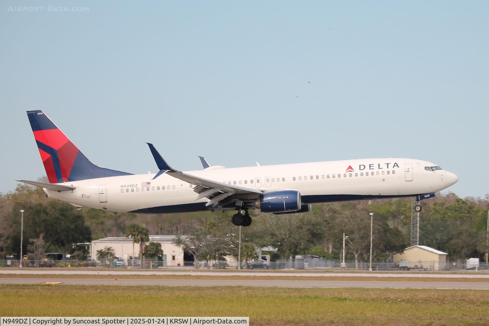 N949DZ, 2013 Boeing 737-9GP(ER) C/N 38732, Delta Flight 1153 arrives on Runway 6 at Southwest Florida International Airport following flight from Hartsfield-Jackson Atlanta International Airport