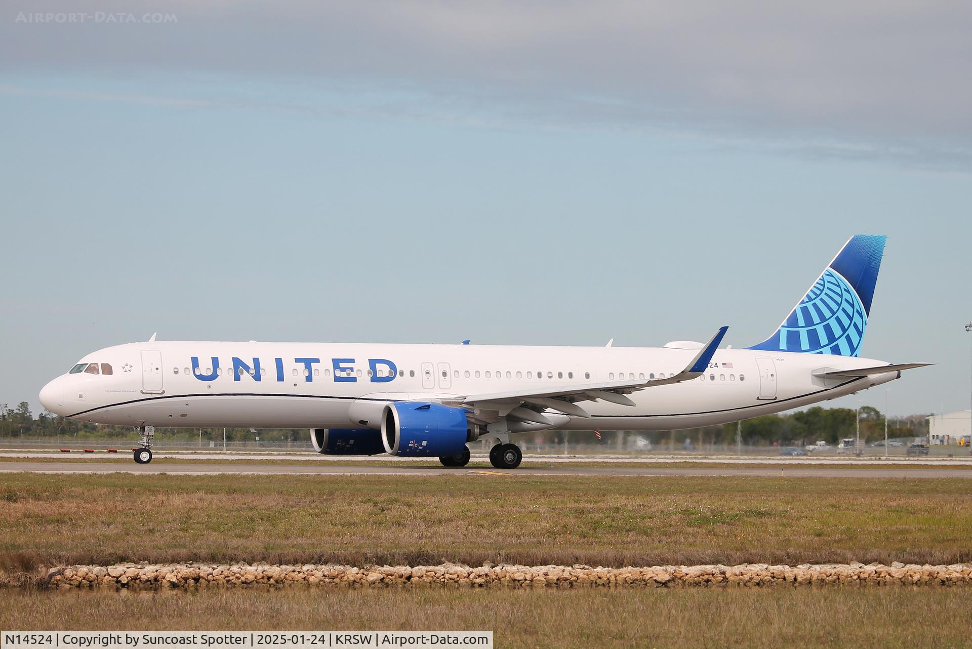 N14524, 2024 Airbus A321-271NX C/N 12061, United Flight 511taxis at Southwest Florida International Airport prior to flight to Chicago-O’Hare International Airport