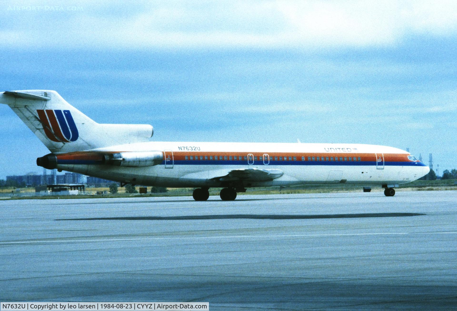N7632U, Boeing 727-222 C/N 19905, Toronto 23.8.1984