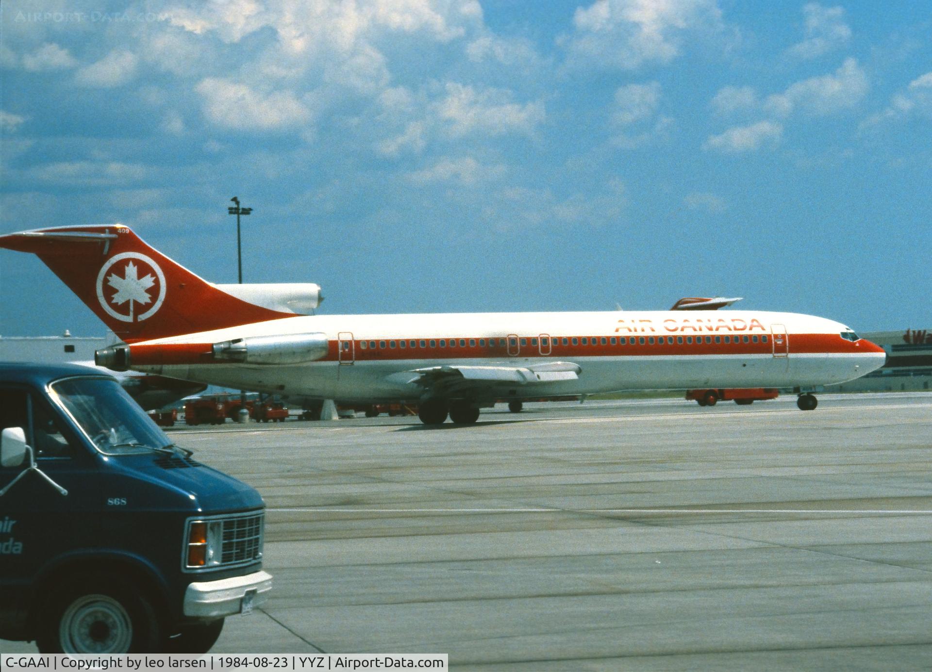 C-GAAI, 1975 Boeing 727-233 C/N 20940, Toronto 23.8.1984