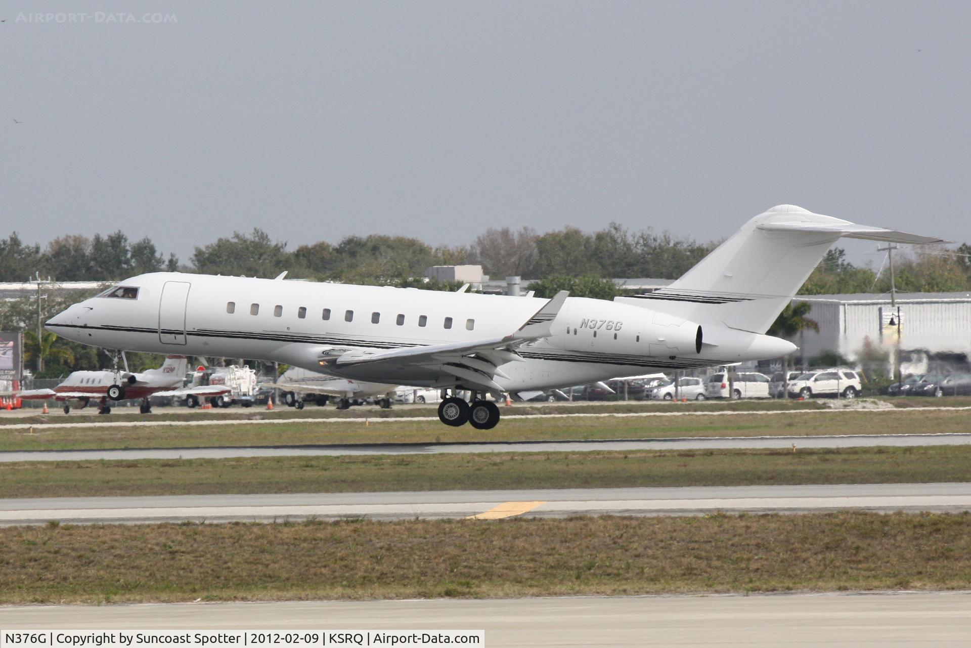 N376G, 2005 Bombardier BD-700-1A11 Global 5000 C/N 9164, N376G arrives on Runway 32 at Sarasota-Bradenton International Airport
