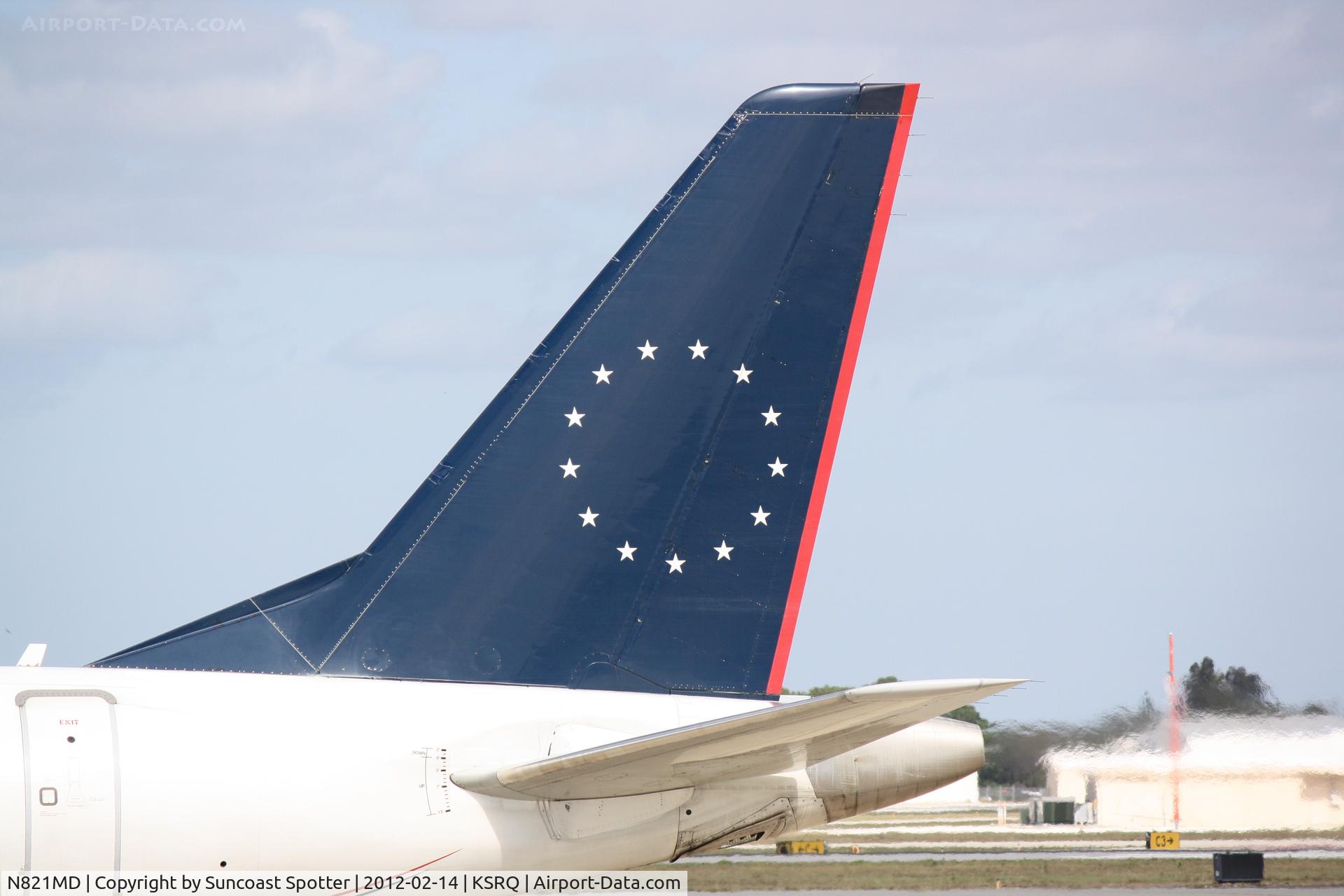 N821MD, 2004 Embraer 170SU (ERJ-170-100SU) C/N 17000042, Republic/US Air Flight 3399 arrives on Runway 14 at Sarasota-Bradenton International Airport following a flight from Reagan National Airport