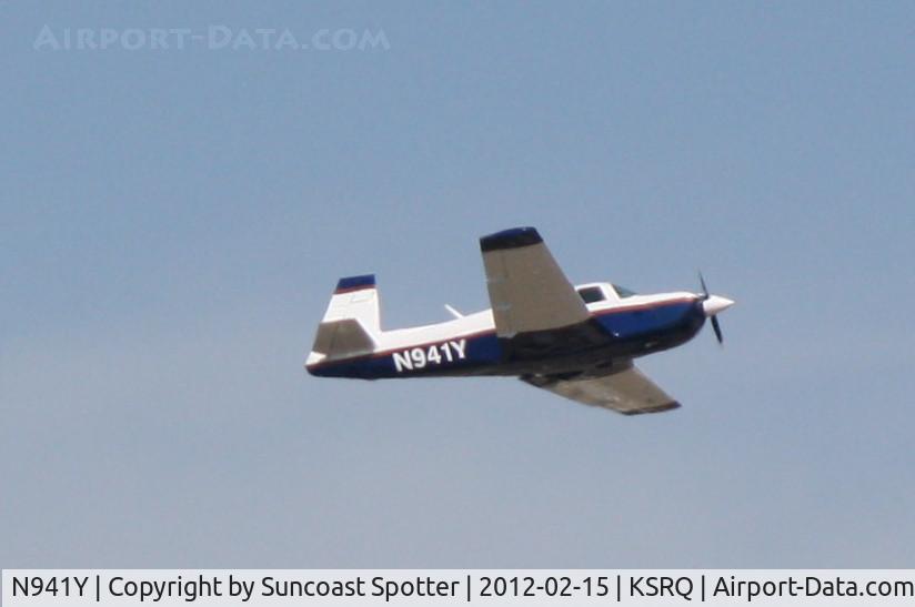 N941Y, 1978 Mooney M20J 201 C/N 24-0941, N941Y departs Runway 14 at Sarasota-Bradenton International Airport