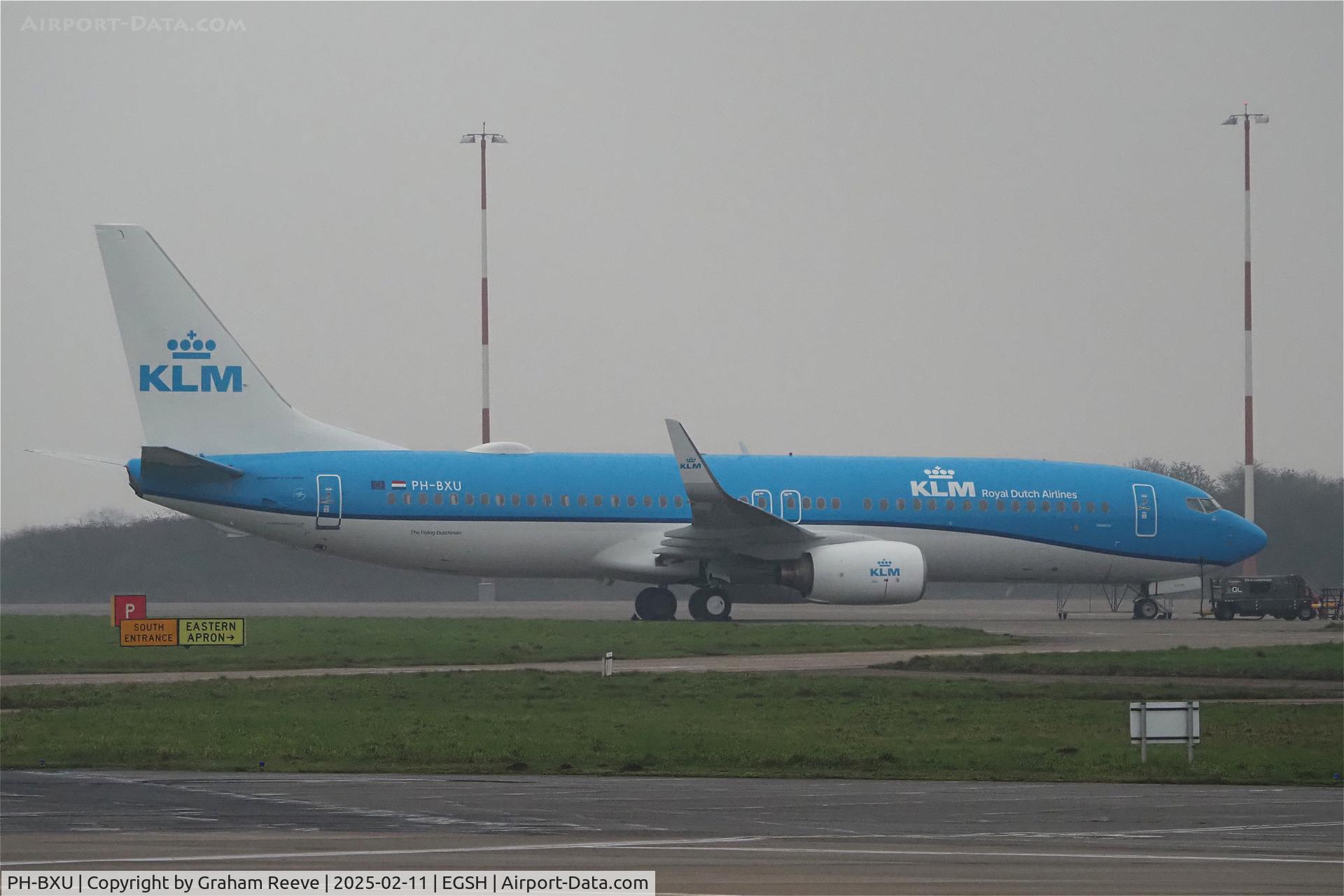 PH-BXU, 2006 Boeing 737-8BK C/N 33028, Parked at Norwich.