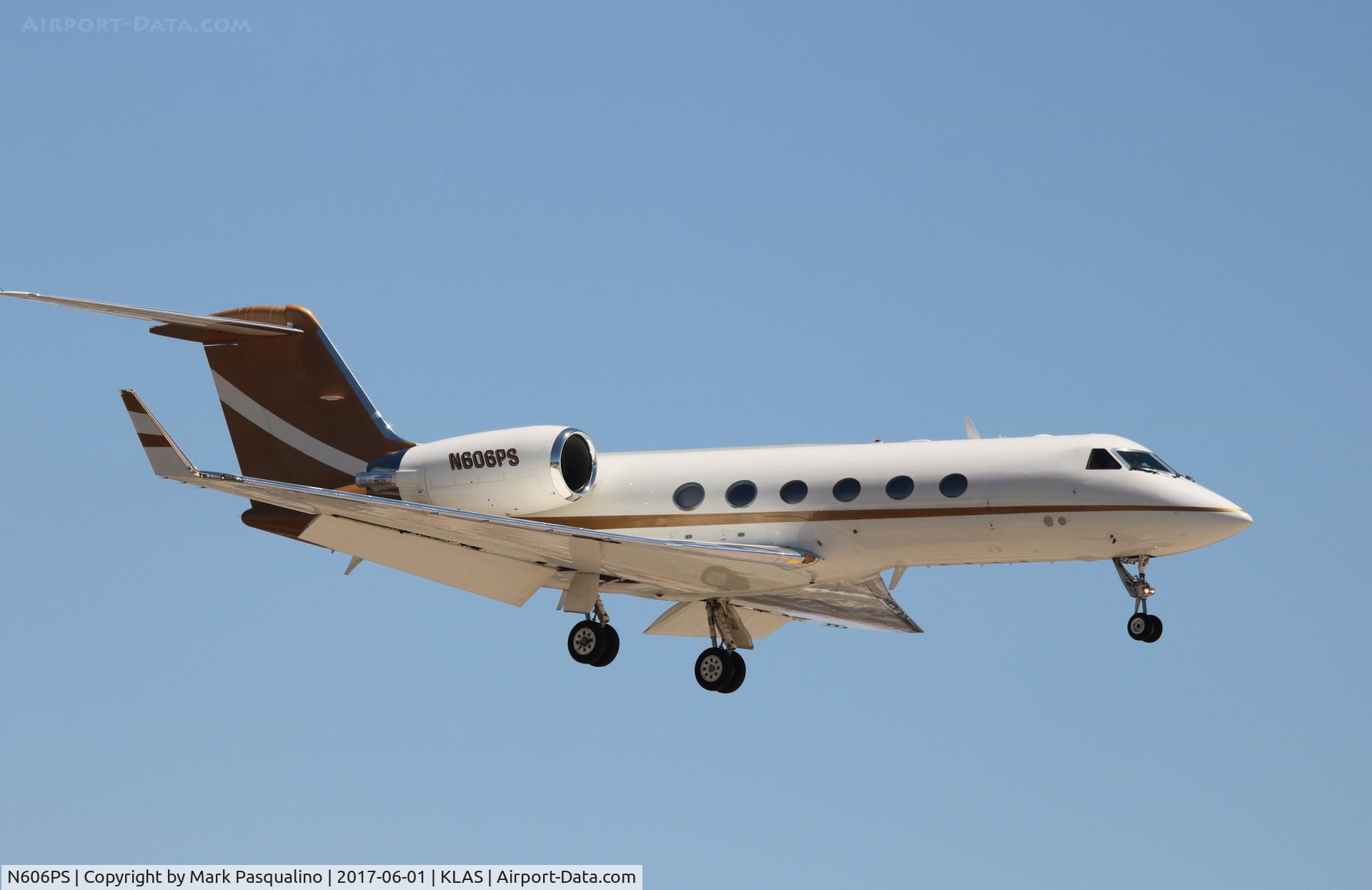 N606PS, 2002 Gulfstream Aerospace G-IV C/N 1477, Gulfstream IV