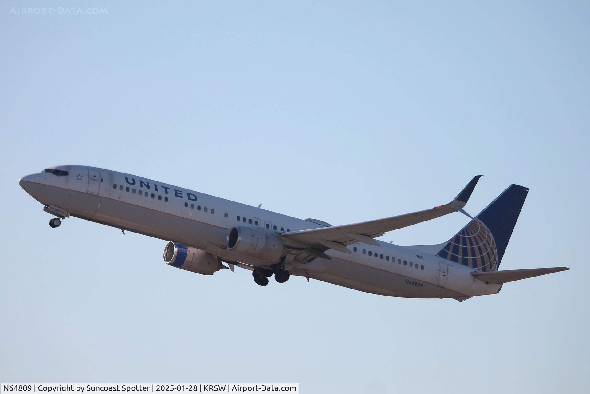 N64809, 2013 Boeing 737-924/ER C/N 42821, United Flight 1491 departs Runway 6 at Southwest Florida International Airport enroute to Chicago-O’Hare International Airport