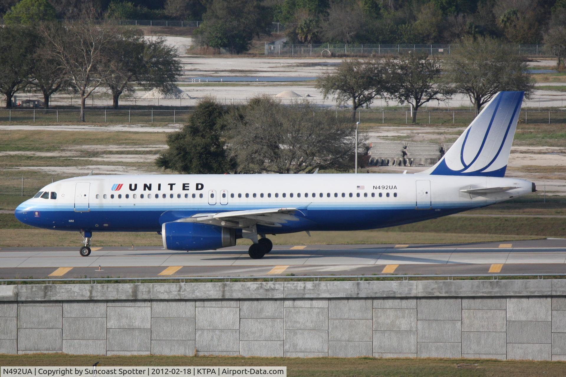 N492UA, 2002 Airbus A320-232 C/N 1755, United Flight 281 taxis for departure from Tampa International Airport prior to a flight to Chicago-O'Hare International Airport