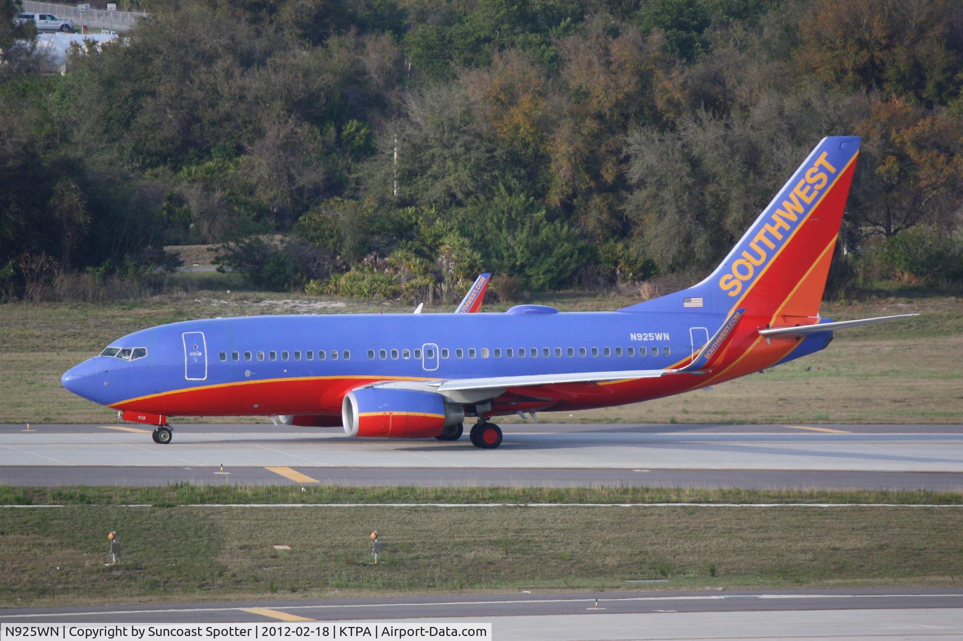 N925WN, 2008 Boeing 737-7H4 C/N 36630, Southwest Flight 1913 taxis for departure at Tampa International Airport prior to a flight to Denver International Airport