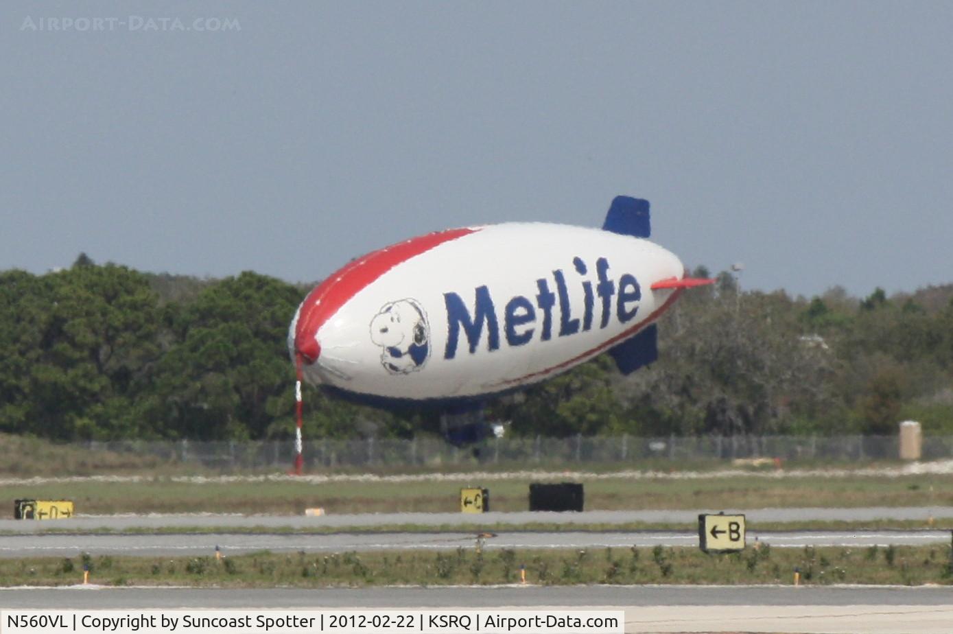 N560VL, 1991 American Blimp Corp A60R C/N 005, Met Life Blimp at SRQ