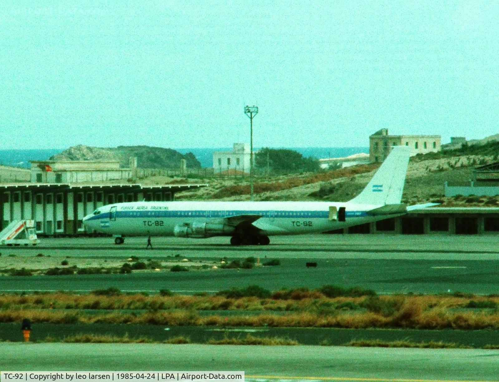 TC-92, 1969 Boeing 707-372C C/N 20077, Gran Canaria Las Palmas 24.4.1985