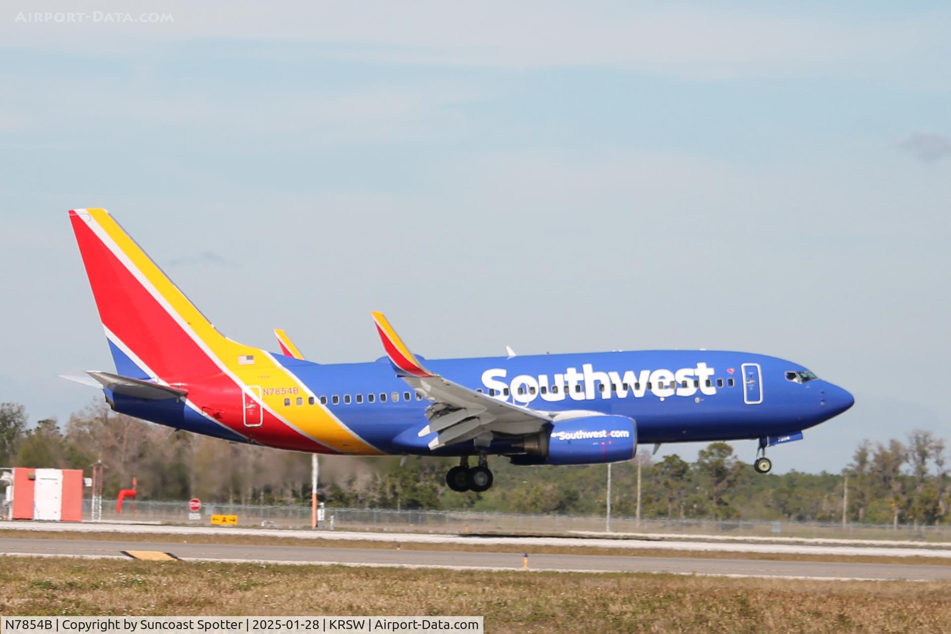 N7854B, 2006 Boeing 737-71B C/N 29372, Southwest Flight 2516 arrives on Runway 6 at Southwest Florida International Airport following flight from St Louis-Lambert International Airport