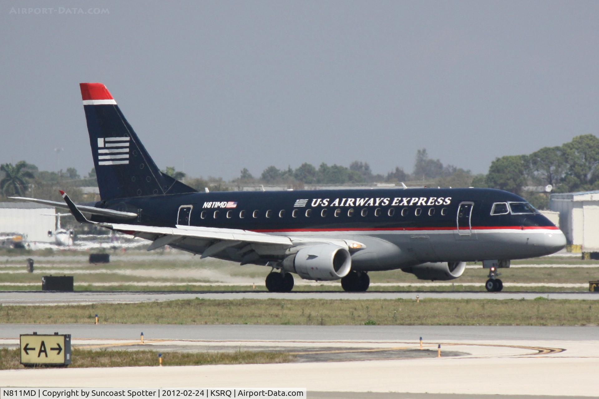 N811MD, 2004 Embraer 170SU (ERJ-170-100SU) C/N 17000028, Republic/US Air Flight 3399 arrives on Runway 14 at Sarasota-Bradenton International Airport following a flight from Reagan National Airport