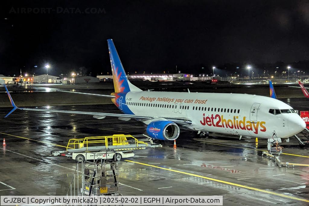 G-JZBC, 2017 Boeing 737-8MG C/N 63160, Parked