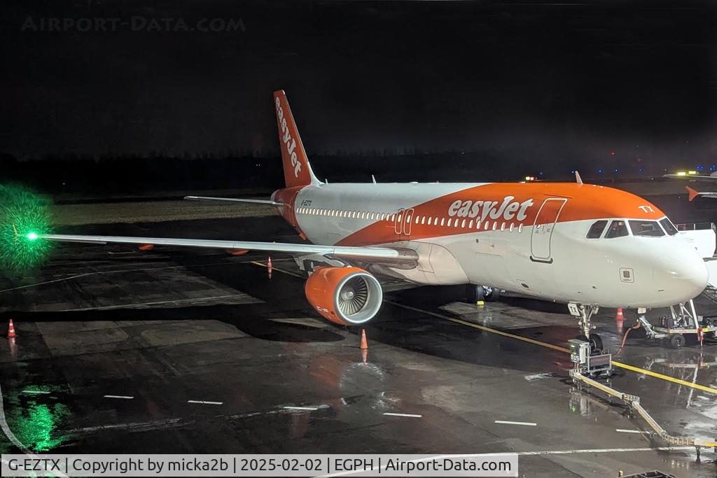 G-EZTX, 2010 Airbus A320-214 C/N 4286, Parked