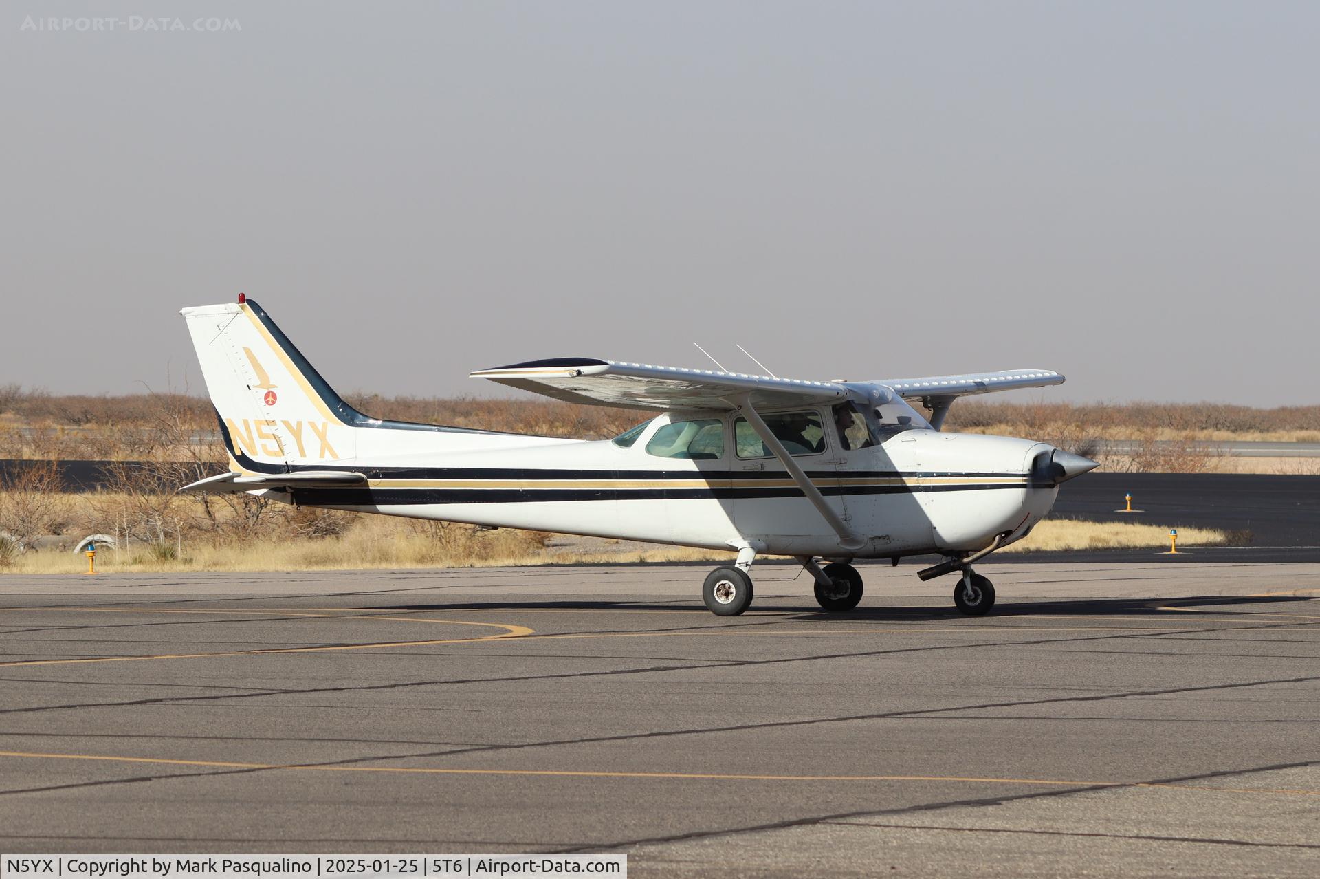 N5YX, 1981 Cessna 172P C/N 17275266, Cessna 172P