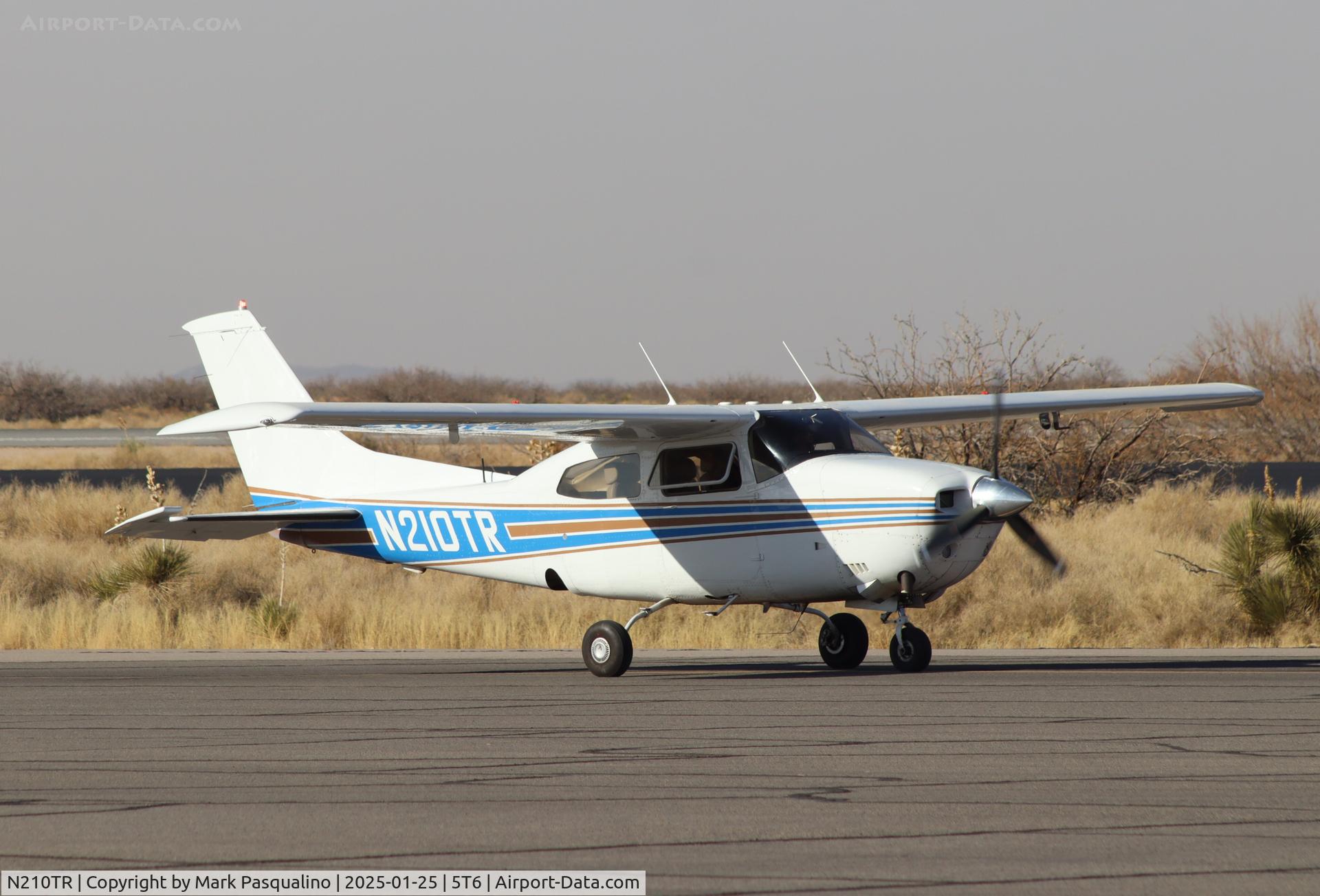 N210TR, 1977 Cessna T210M Turbo Centurion C/N 21061745, Cessna T210M