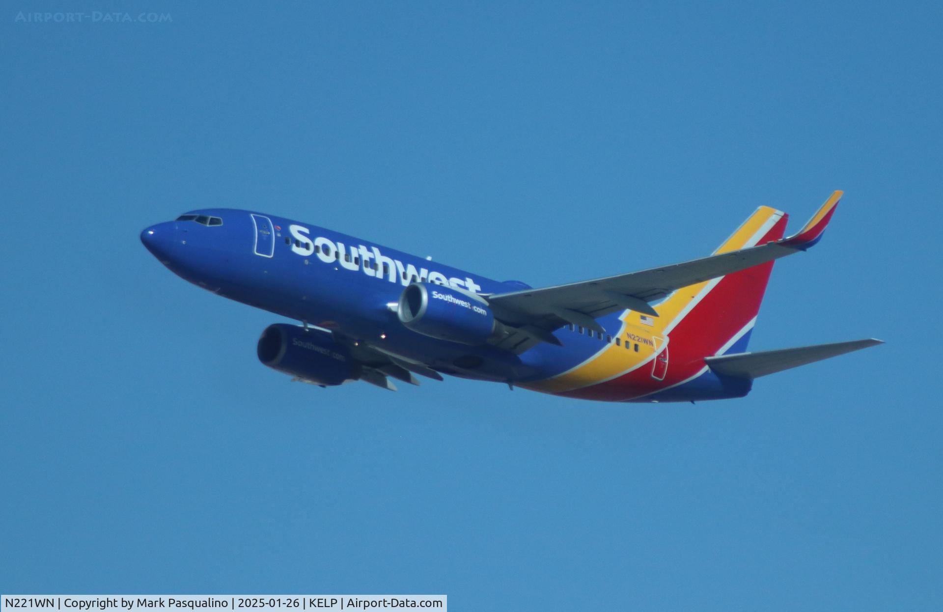 N221WN, 2005 Boeing 737-7H4 C/N 34259, Boeing 737-7H4