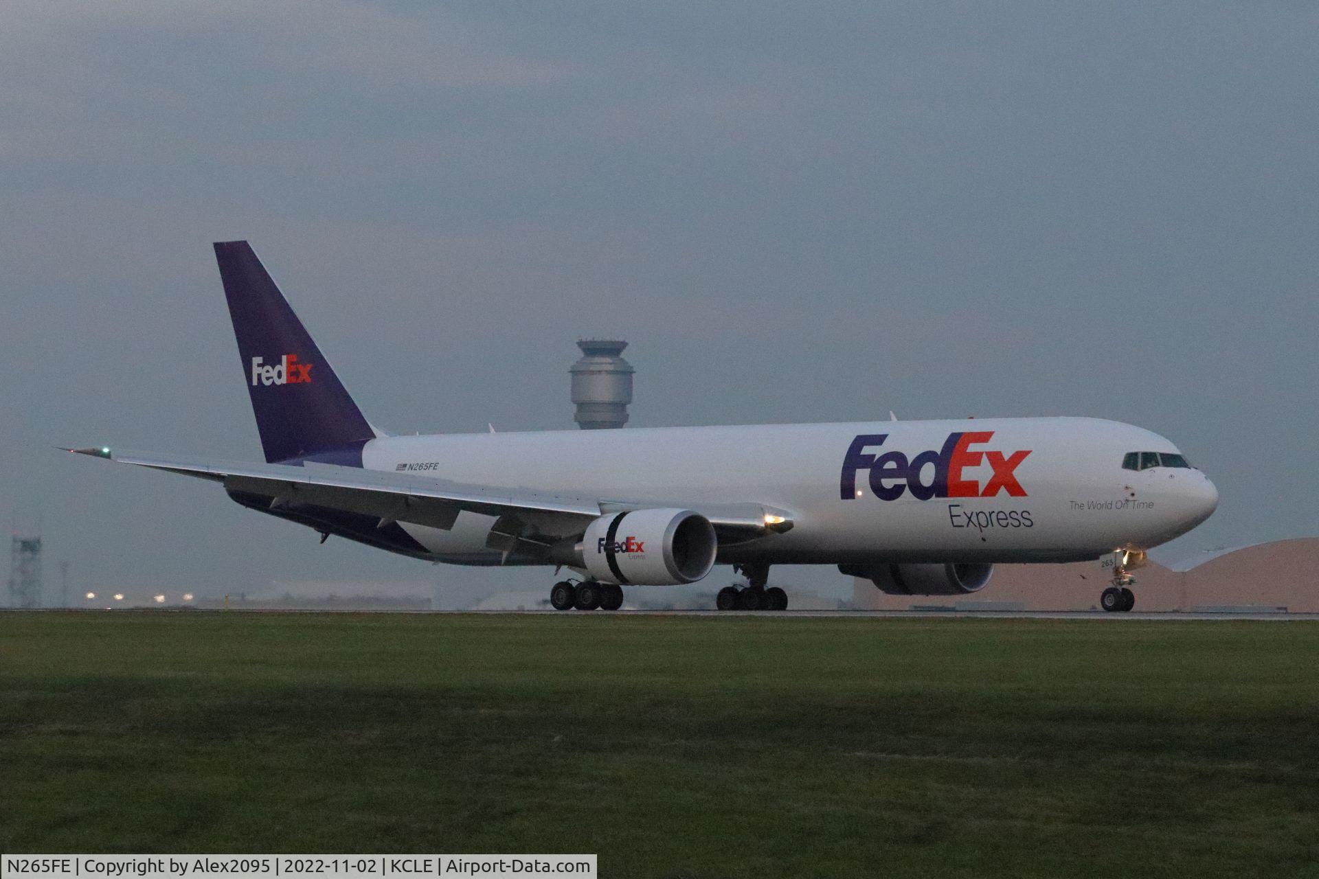 N265FE, 2022 Boeing 767-300F C/N 66868, FedEx 356 KMEM-KCLE landing 24R