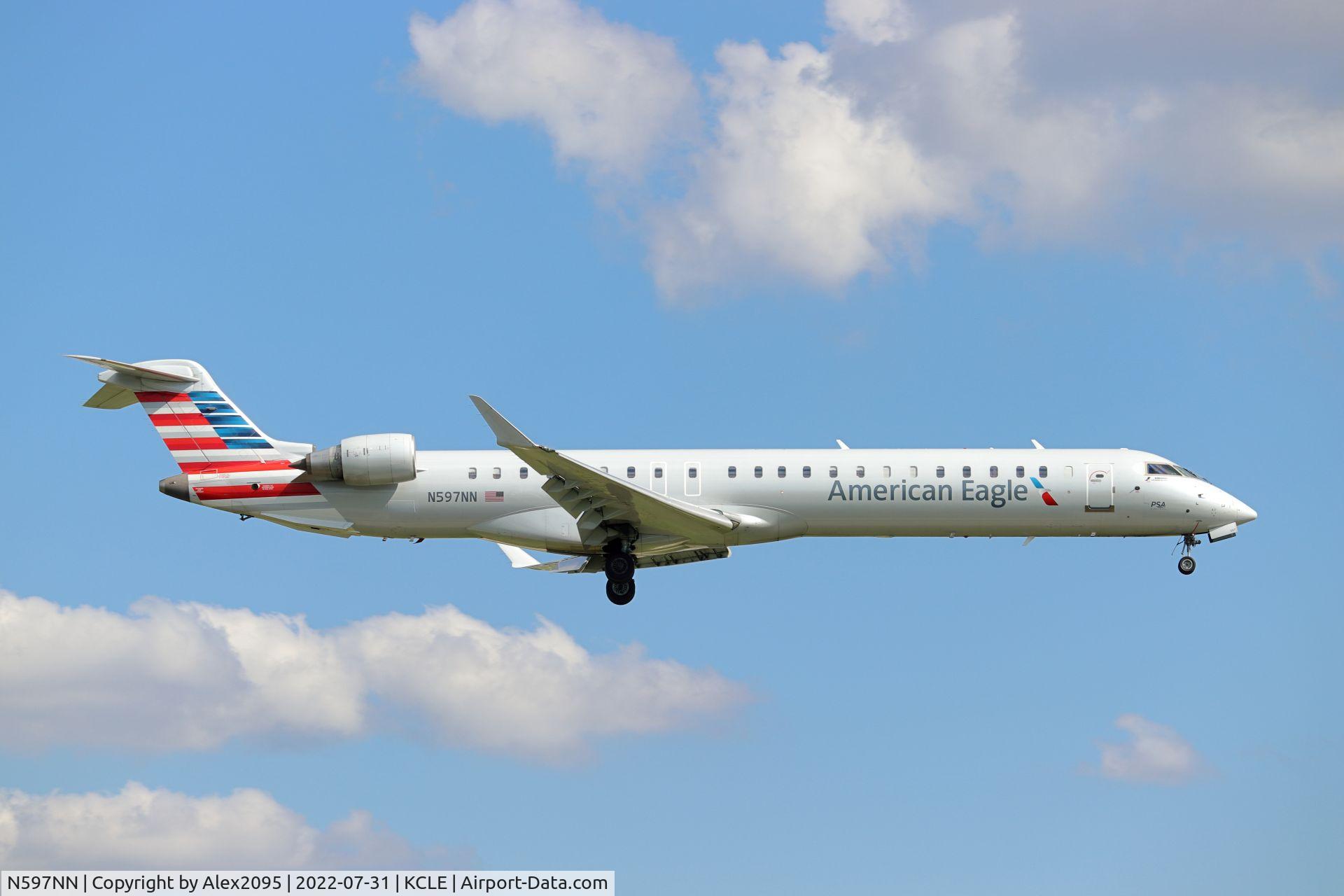N597NN, Bombardier CRJ-900LR C/N 15412, American Eagle #5197 KDCA-KCLE