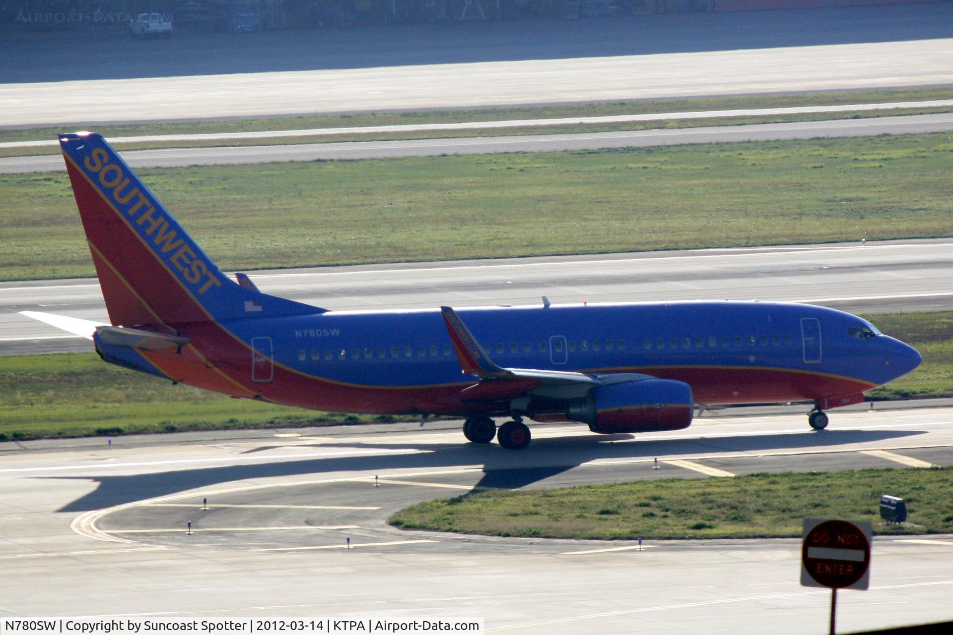 N780SW, 2000 Boeing 737-7H4 C/N 27885, Southwest Flight 384 taxis for departure at Tampa International Airport