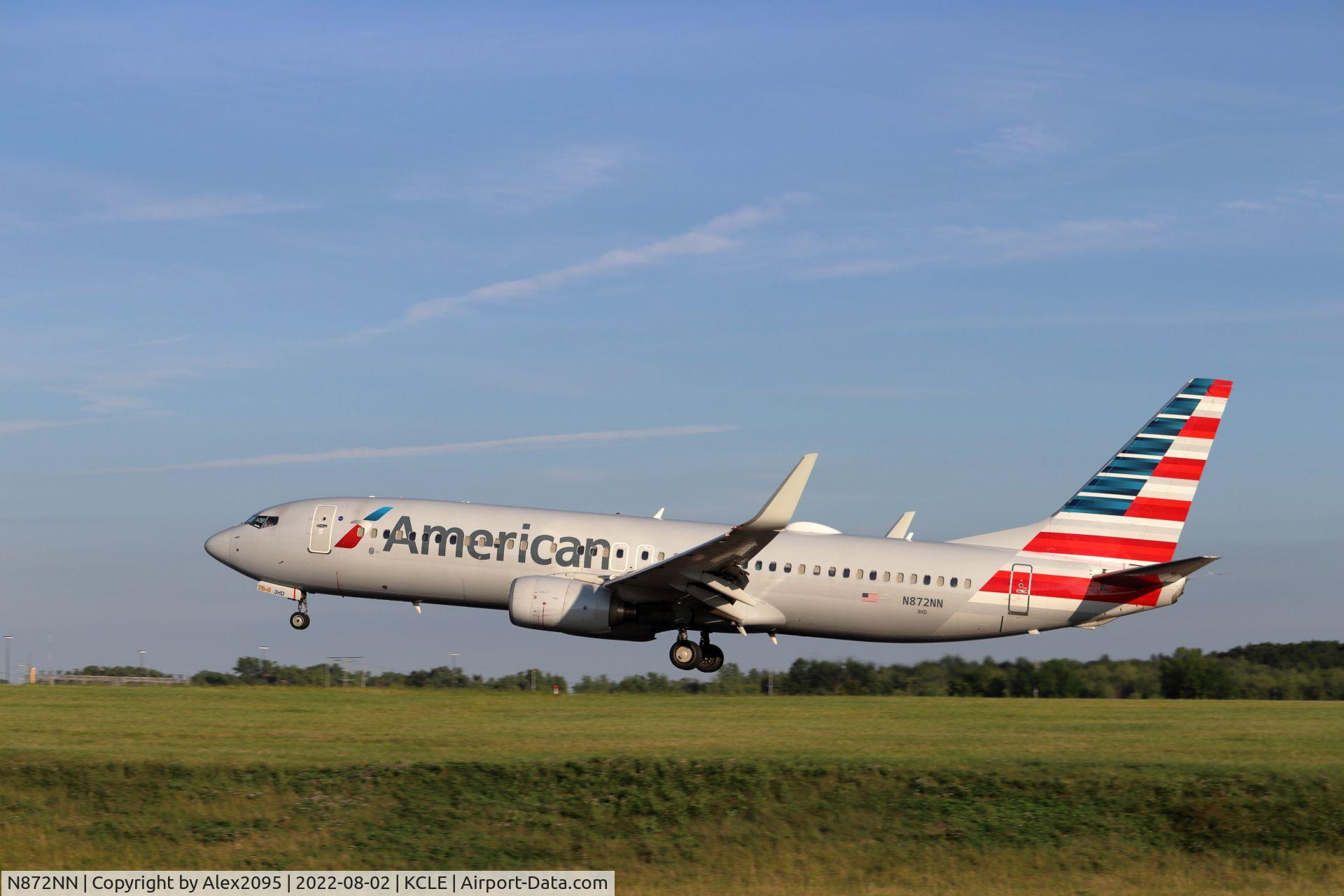 N872NN, 2011 Boeing 737-823 C/N 33219, American #2336 KDFW-KCLE