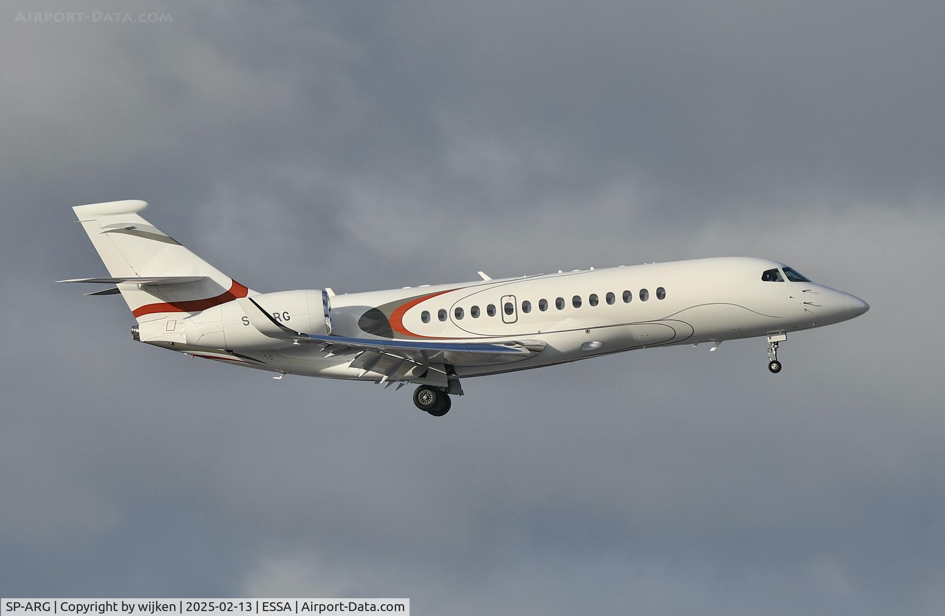 SP-ARG, 2025 Dassault Falcon 6X C/N 017, Rwy 01L