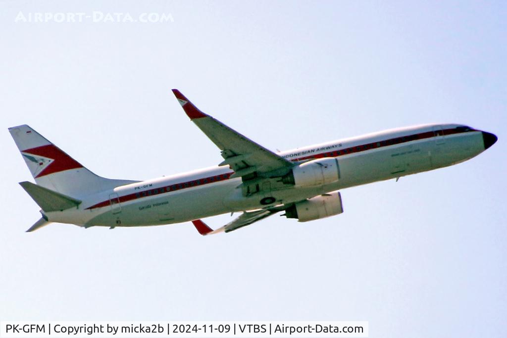 PK-GFM, 2010 Boeing 737-8U3 C/N 39920, Take off
