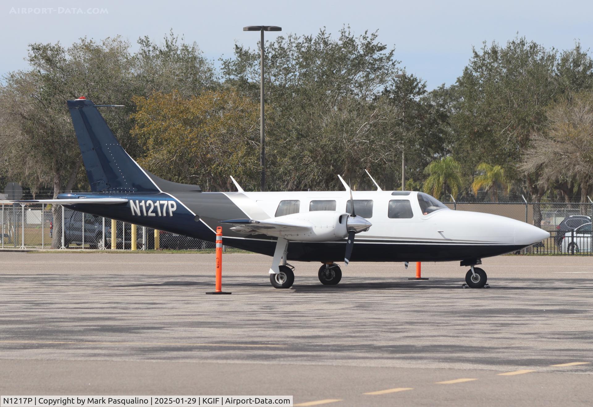 N1217P, 1977 Smith Aerostar 601P C/N 61P-0395-135, Aerostar 601P