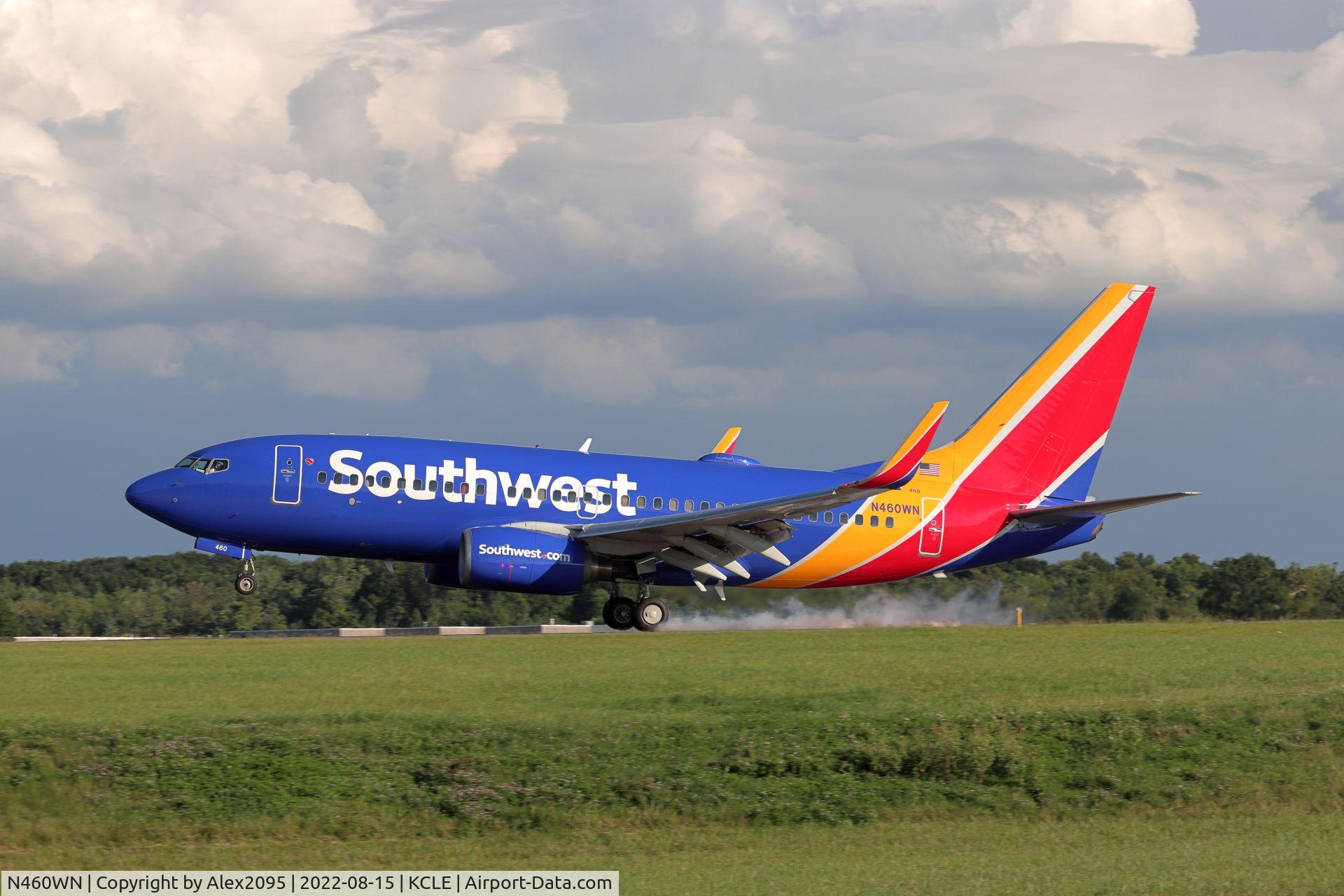 N460WN, 2004 Boeing 737-7H4 C/N 32464, Southwest #1695 KMDW-KCLE