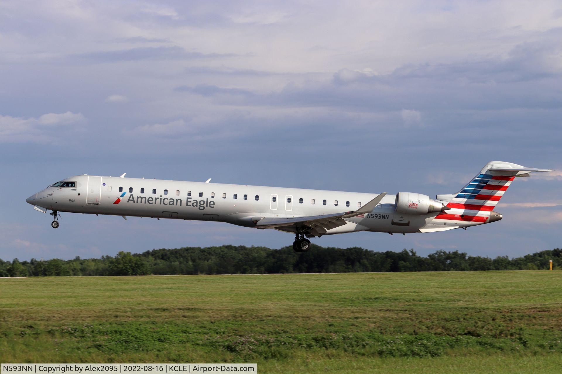 N593NN, 2016 Bombardier CRJ-900LR (CL-600-2D24) C/N 15405, American Eagle #5197 KDCA-KCLE