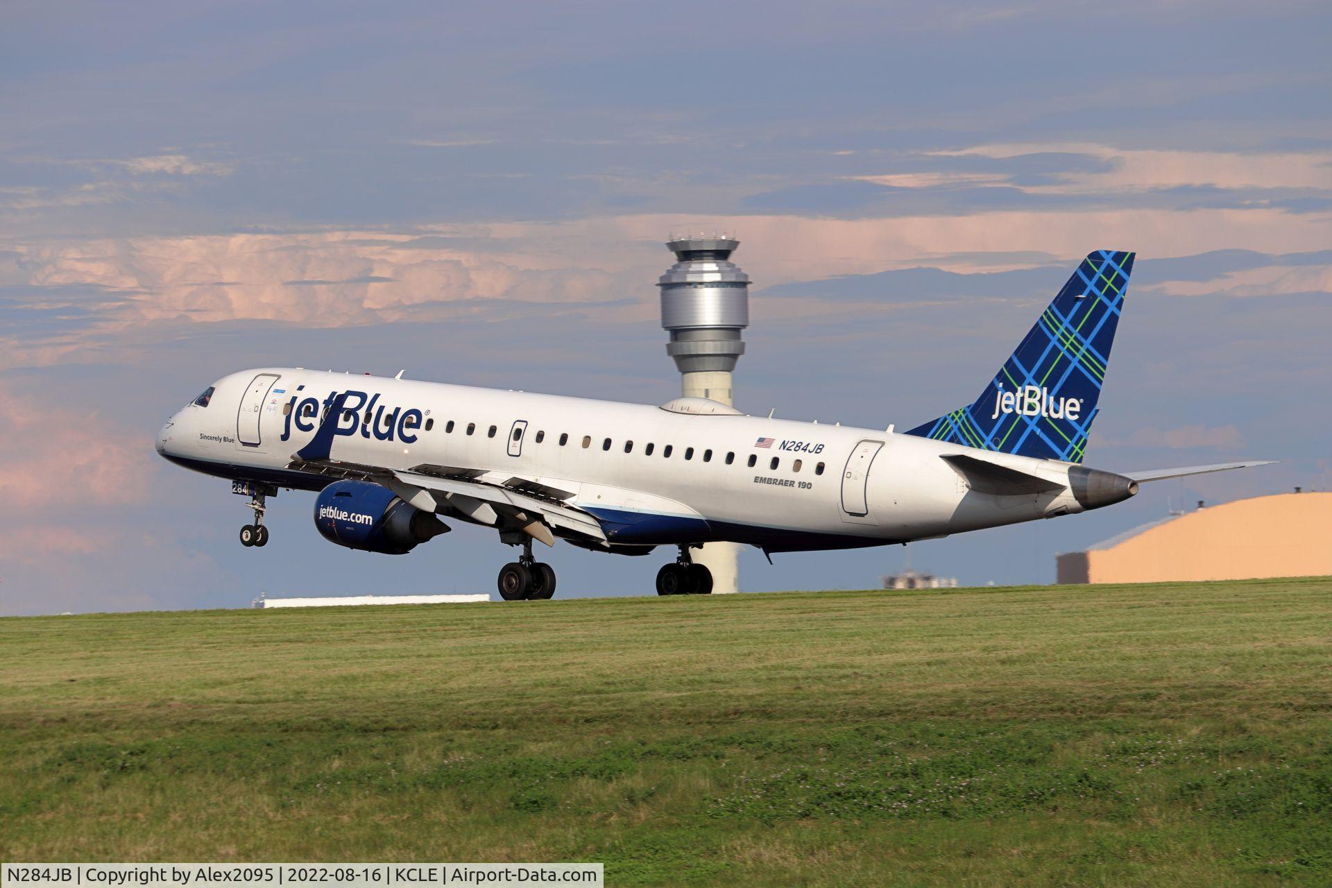 N284JB, 2008 Embraer 190AR (ERJ-190-100IGW) C/N 19000144, JetBlue #641 KBOS-KCLE