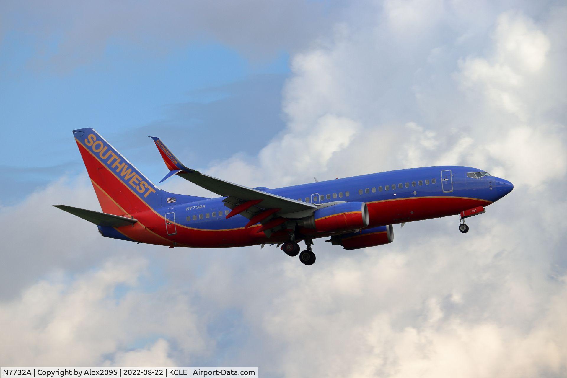 N7732A, 2006 Boeing 737-7BD C/N 34861, Southwest #1695 KMDW-KCLE