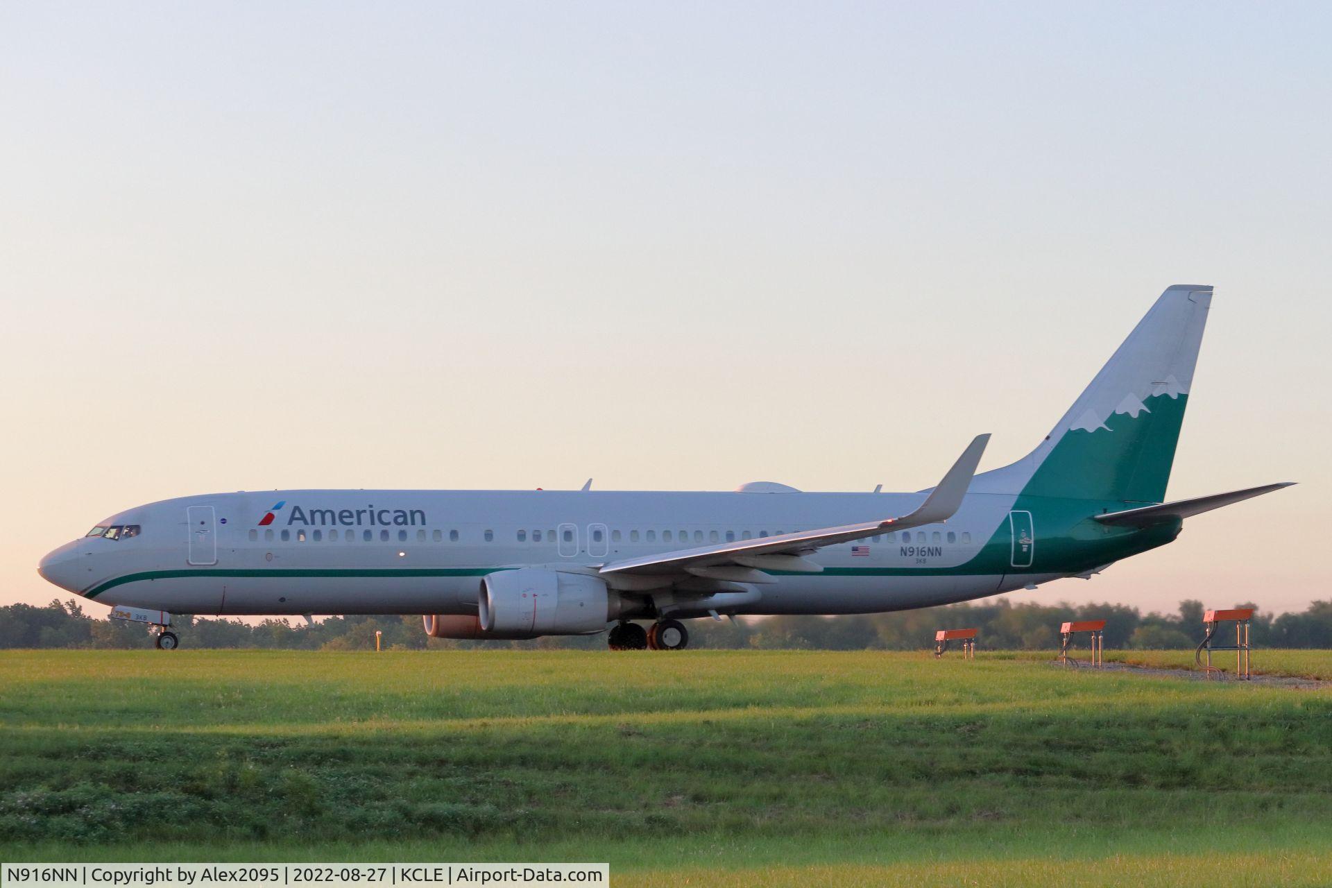 N916NN, 2012 Boeing 737-823 C/N 31163, American #1792 KCLE-KORD
