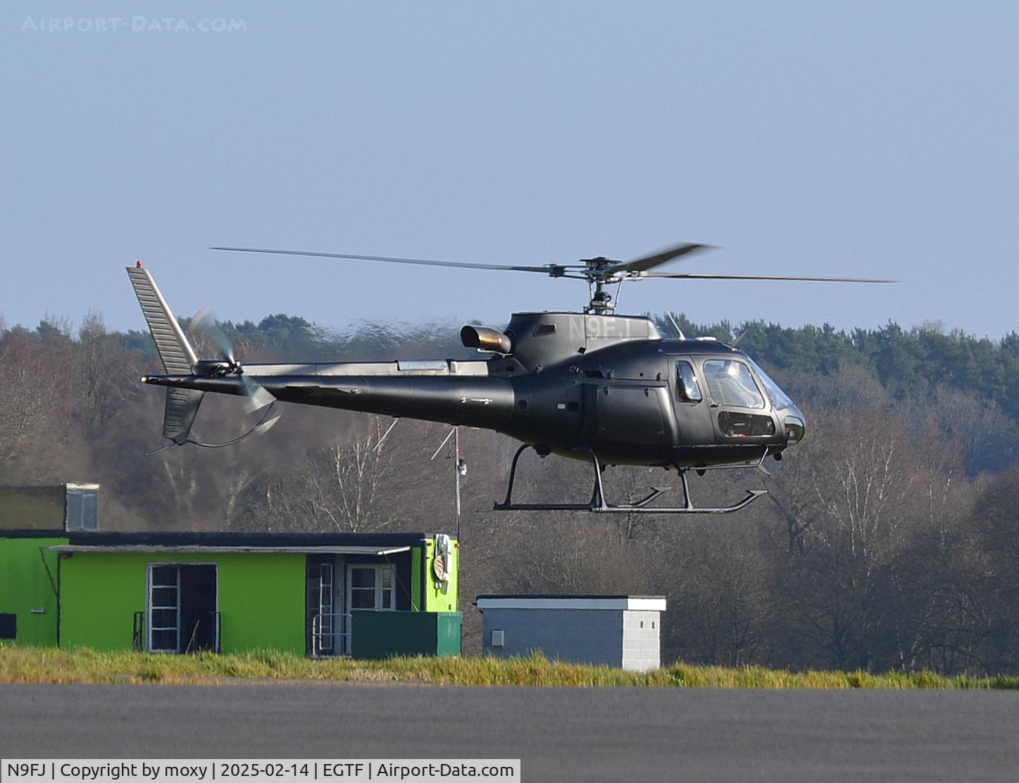 N9FJ, 1998 Eurocopter AS-350B-3 Ecureuil Ecureuil C/N 3148, Eurocopter AS-350B-3 Ecureuil at Fairoaks.