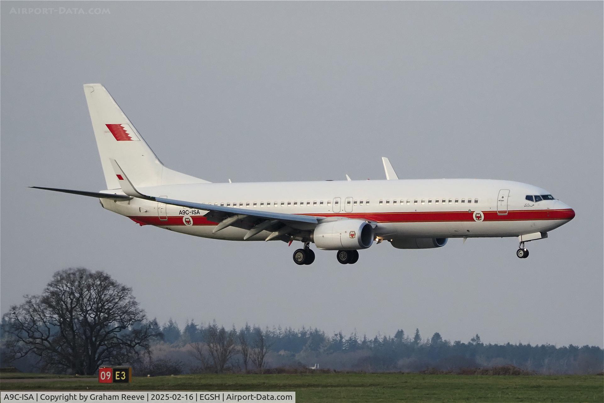 A9C-ISA, 2015 Boeing 737-86J C/N 37750, Landing at Norwich.