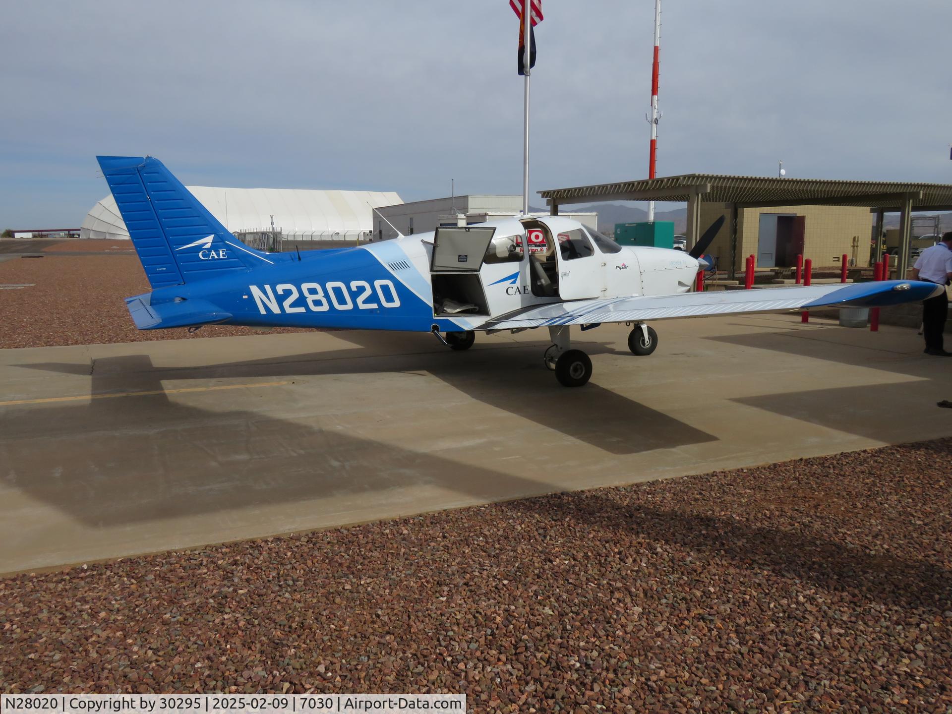 N28020, 2020 Piper PA-28-181 Archer TX C/N 2881349, Fuelling