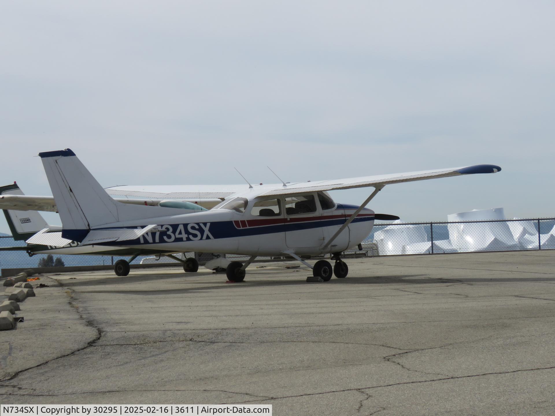N734SX, 1977 Cessna 172N C/N 17269087, Parked