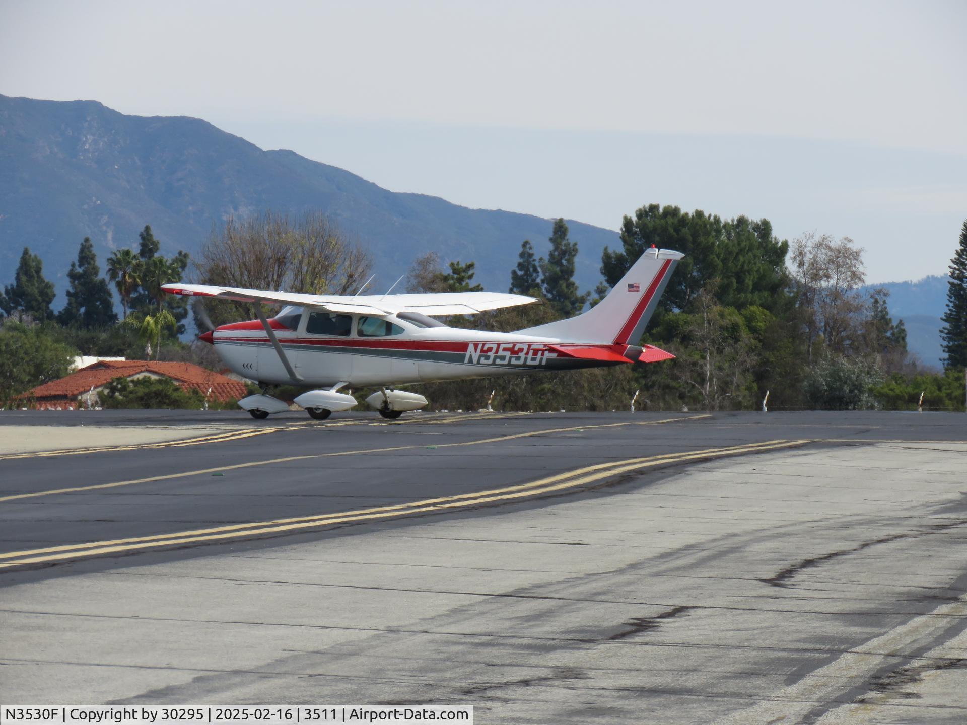 N3530F, 1967 Cessna 182K Skylane C/N 18258030, Waiting