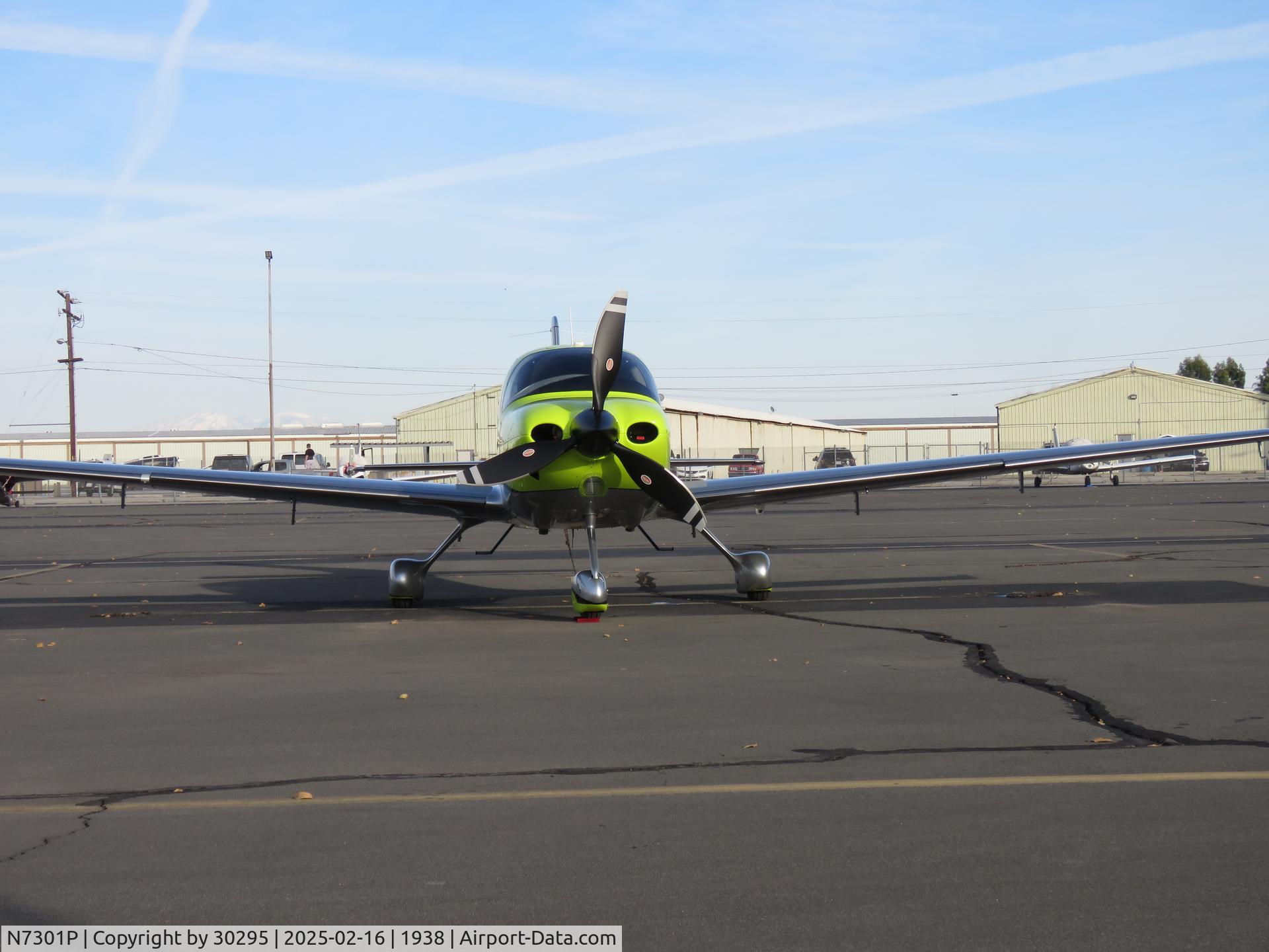 N7301P, 2024 Cirrus Design Corp SR22T C/N 10336, Parked