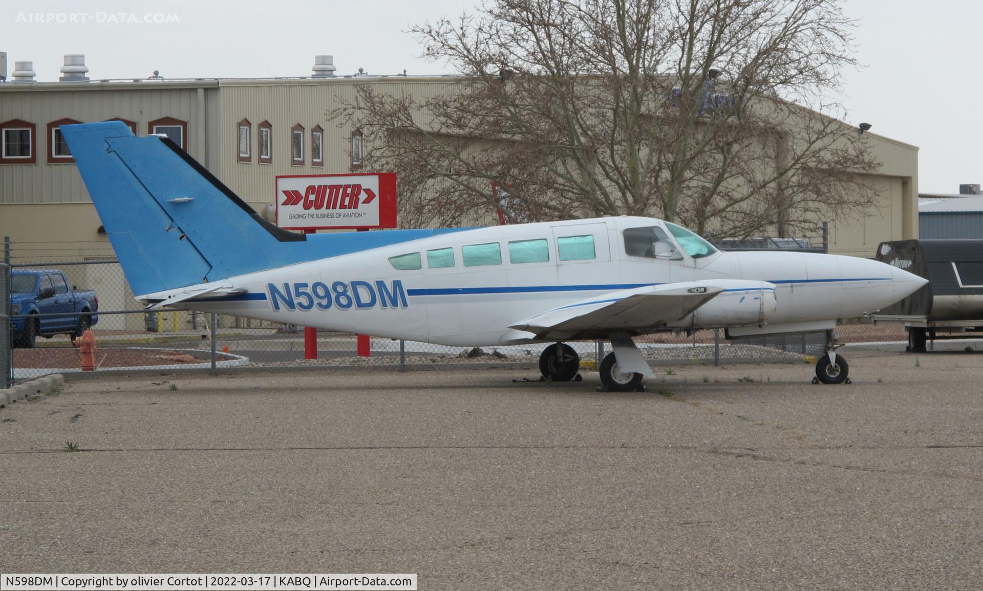 N598DM, 1979 Cessna 402C C/N 402C0114, March 2022