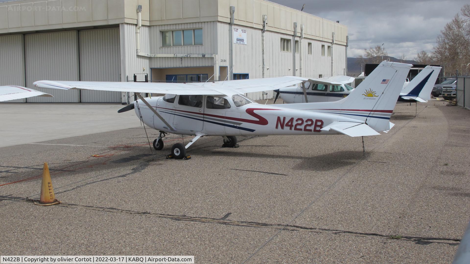 N422B, 1976 Cessna 172N C/N 17268342, march 2022