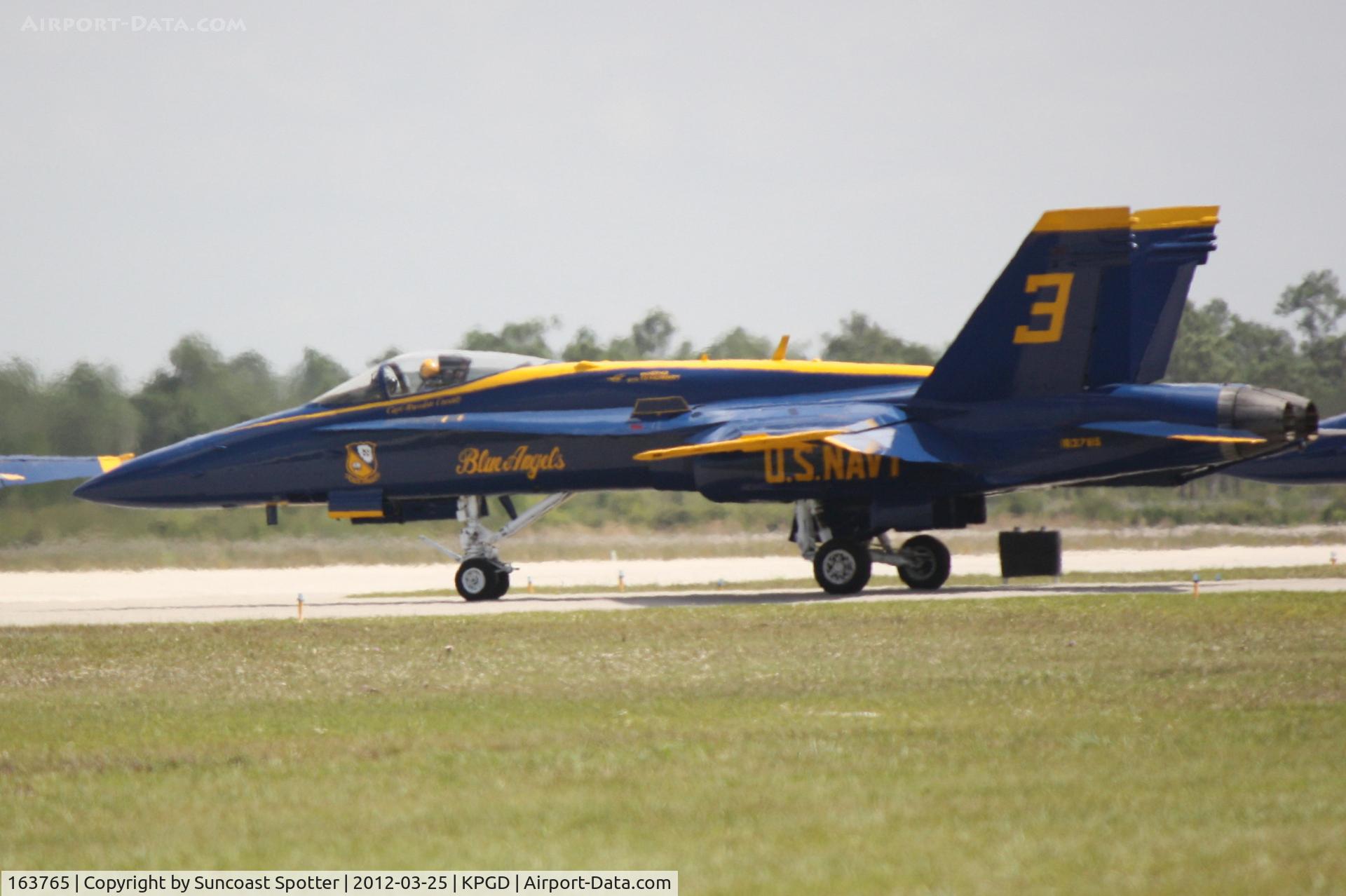 163765, 1989 McDonnell Douglas F/A 18C Hornet C/N 0845/C122, Blue Angels 3  taxis to the runway during the Florida International Air Show