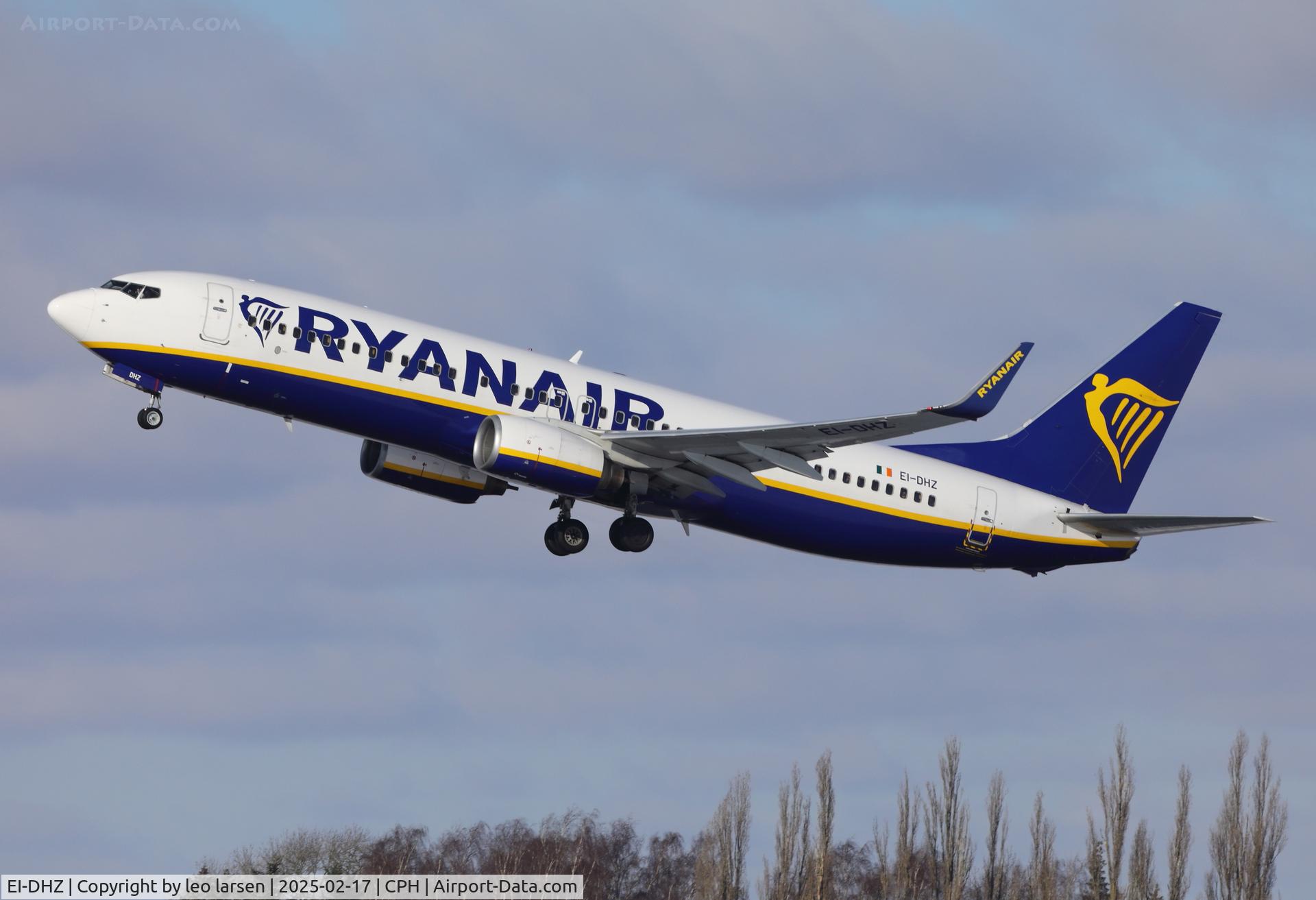 EI-DHZ, 2005 Boeing 737-8AS C/N 33583, Copenhagen 17.2.2025