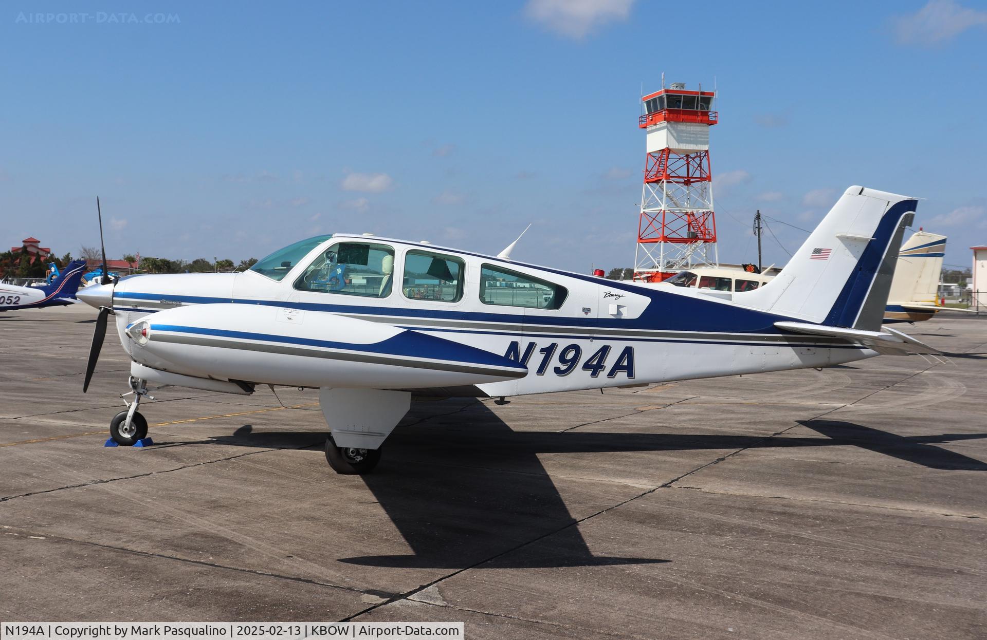 N194A, 1990 Beech F33A Bonanza C/N CE-1465, Beech F33A