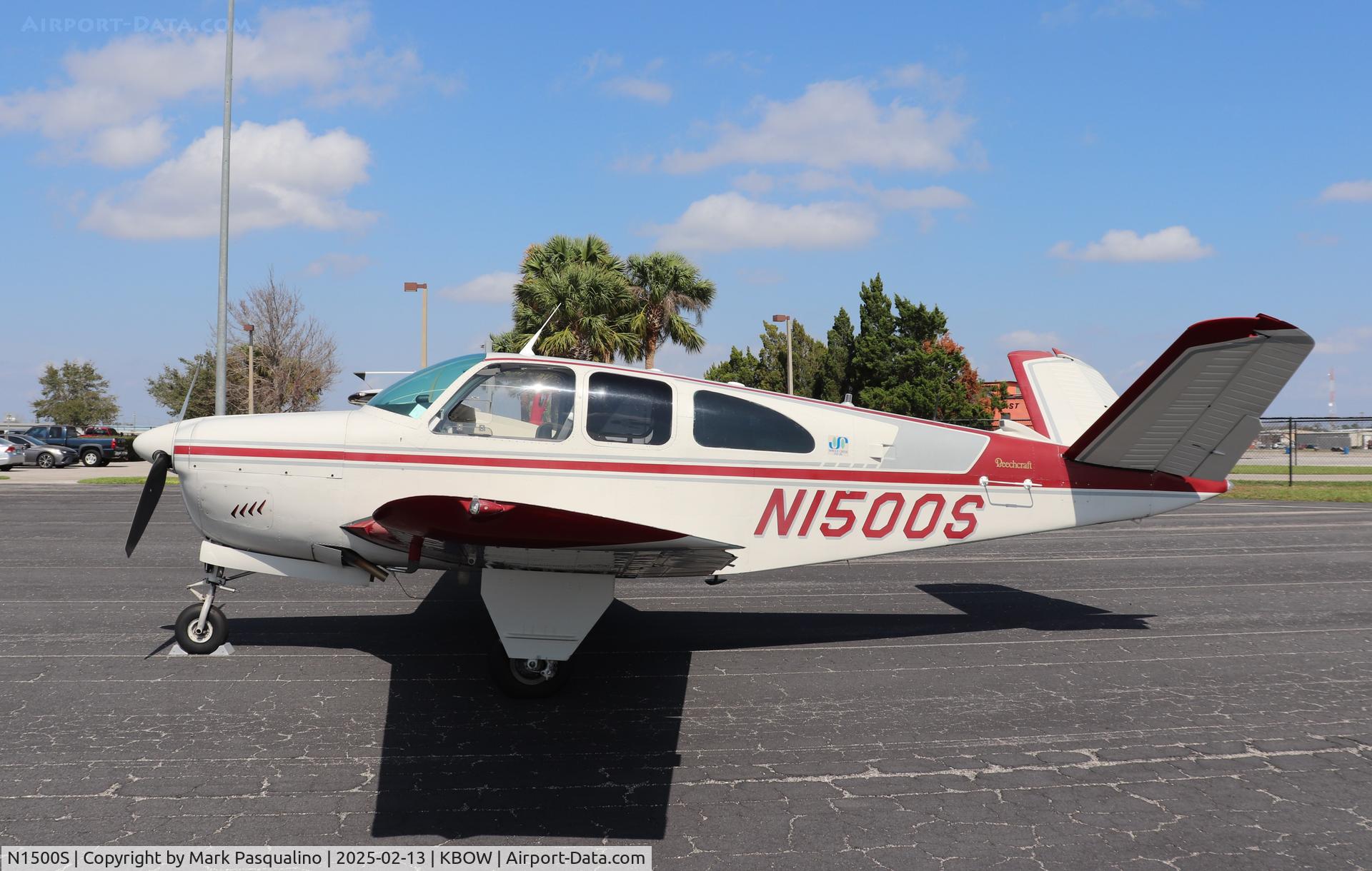 N1500S, 1961 Beech P35 Bonanza C/N D-6897, Beech P35