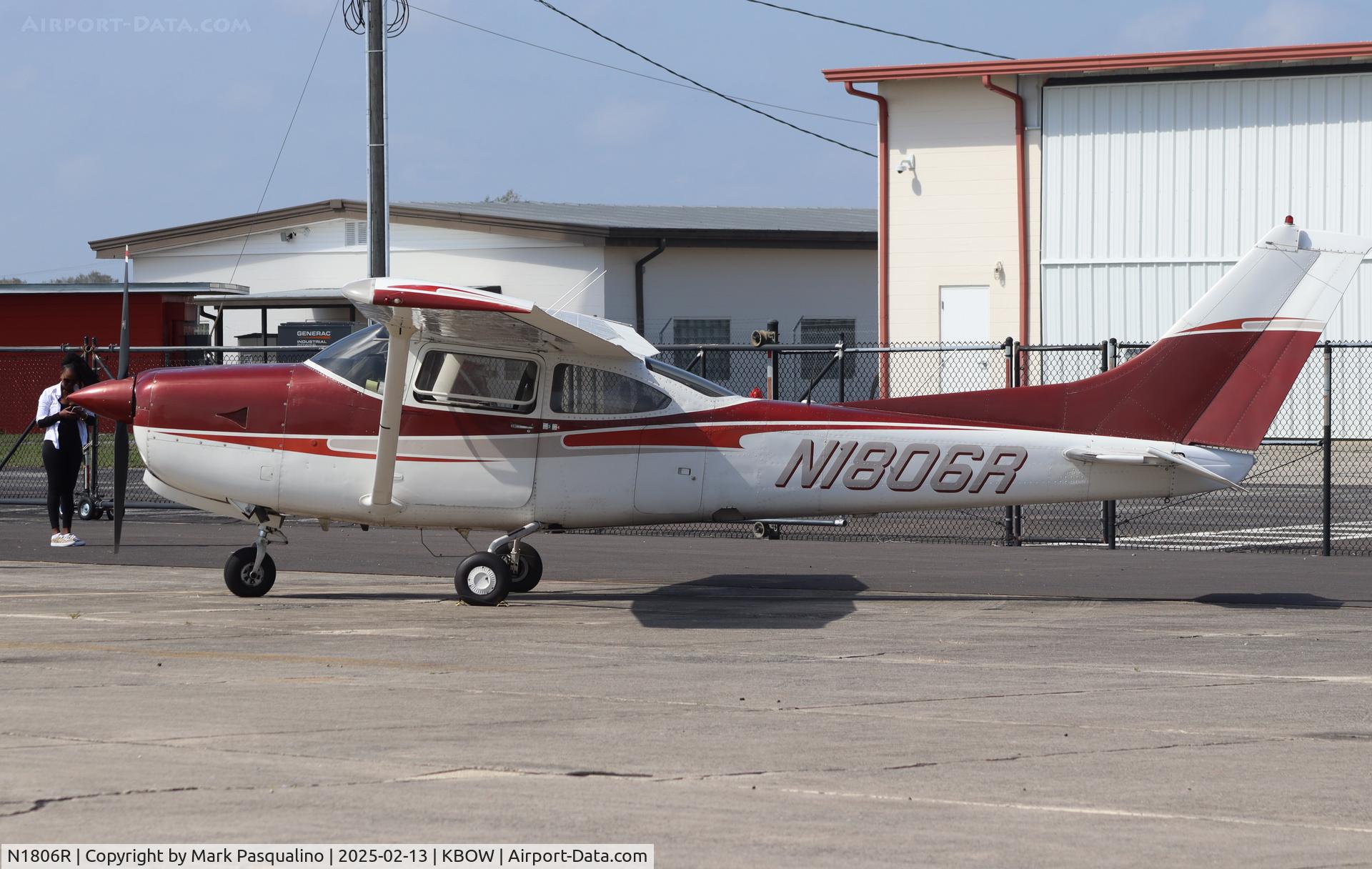 N1806R, 1978 Cessna R182 Skylane RG C/N R18200565, Cessna R182
