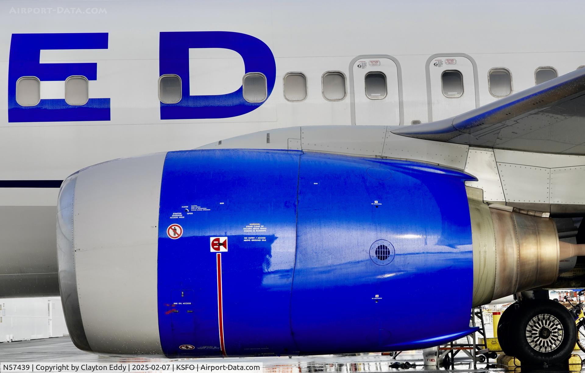 N57439, 2009 Boeing 737-924/ER C/N 33534, SFO 2025
