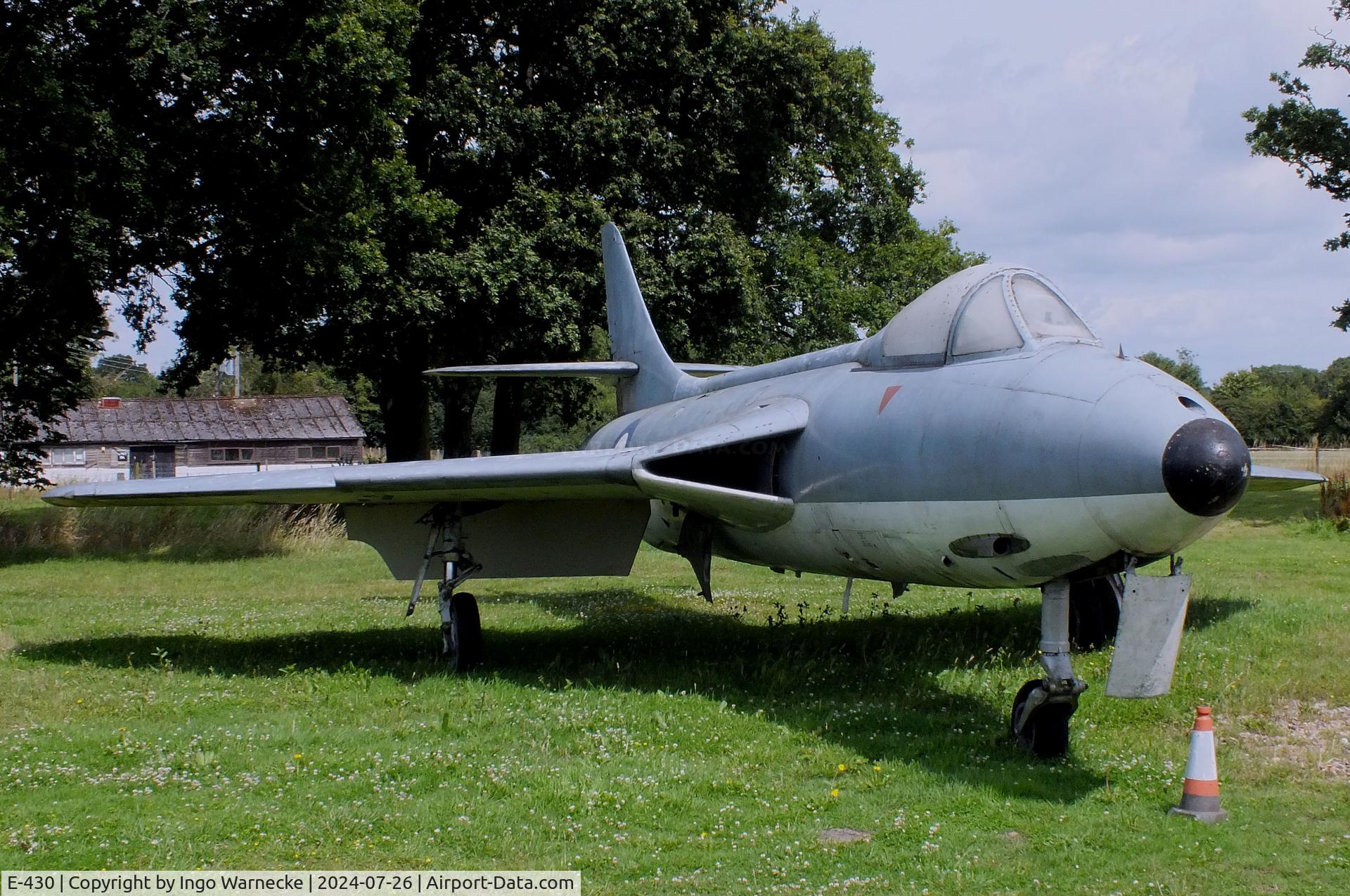 E-430, 1958 Hawker Hunter F.51 C/N 41H-680289, Hawker Hunter F51 displayed in Royal Navy colours at the Gatwick Aviation Museum, Charlwood