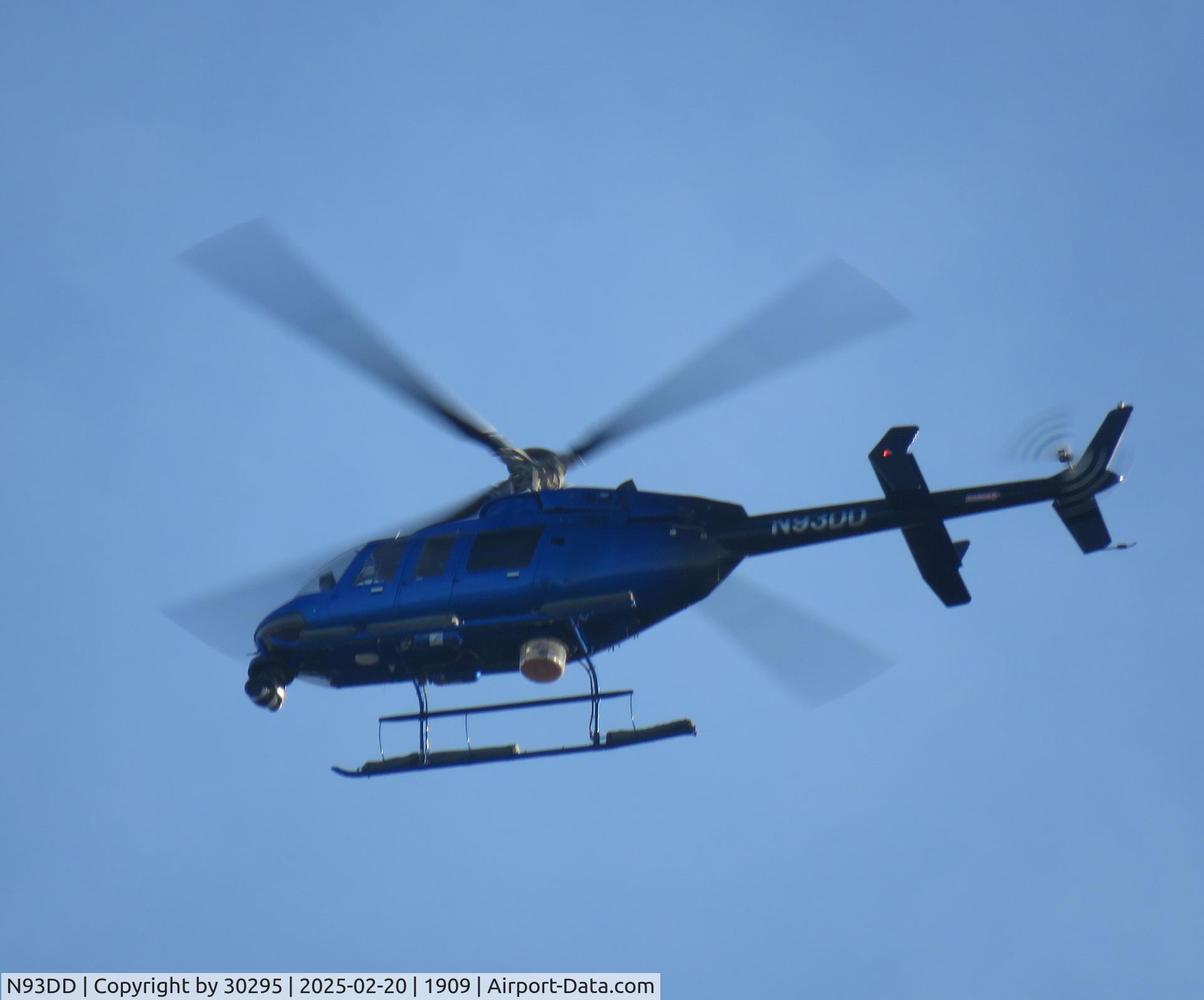 N93DD, 1996 Bell 407 C/N 53030, High hover